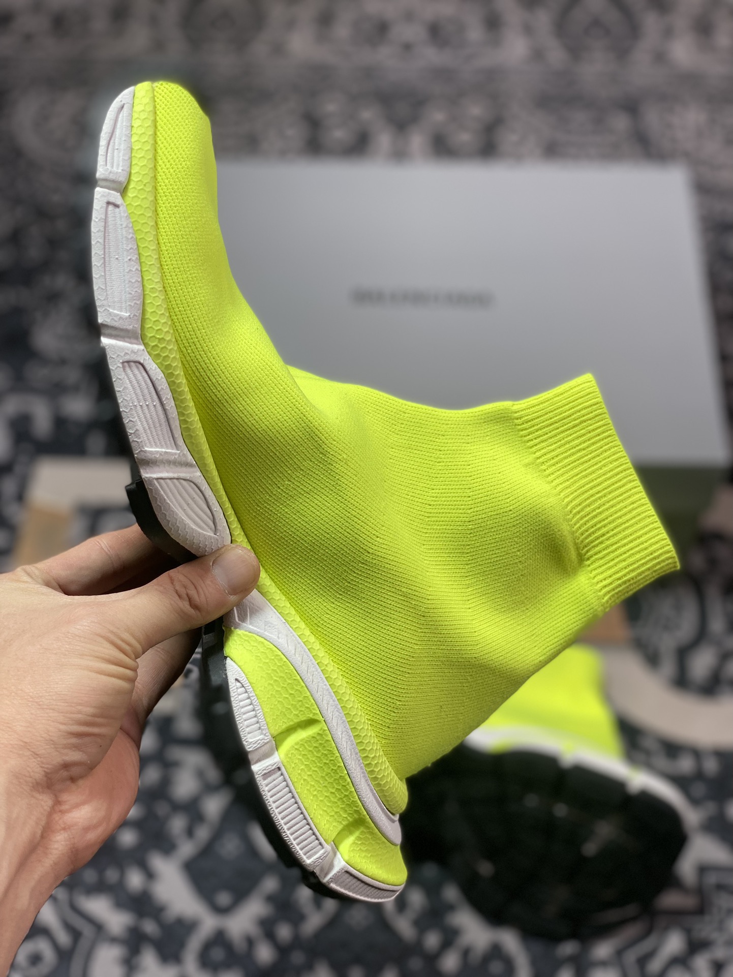 380 巴黎世家BALENCIAGA 3XL Sock Knit Sneaker 3XL针织系列中帮运动鞋“针织荧光黄黑LOGO”758483 W2DG1 7090