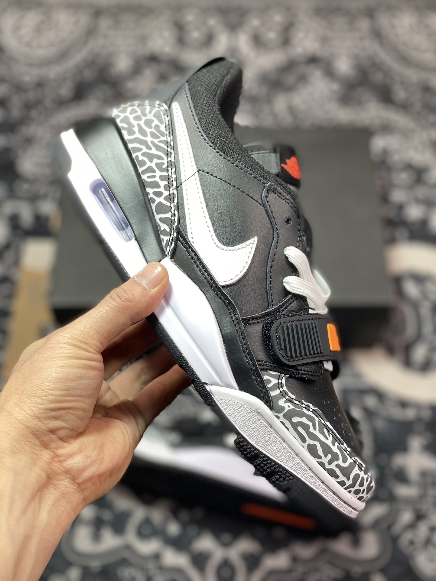 优选 原装级别 Air Jordan Legacy 312 Low 黑白橙爆裂纹 CD7069-011