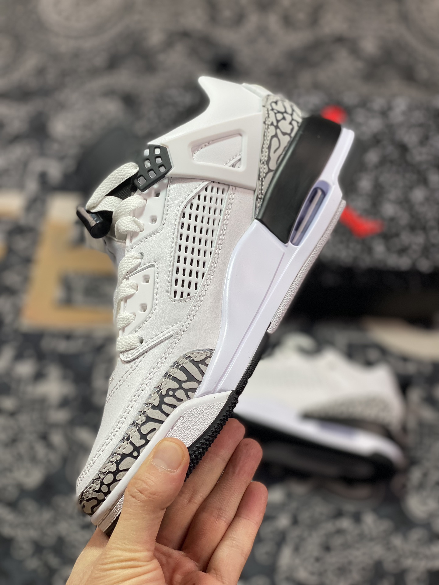 B360 Jordan Spizike Low AJ 乔丹合体元素 经典白黑配色 文化休闲板鞋 FQ1759-104