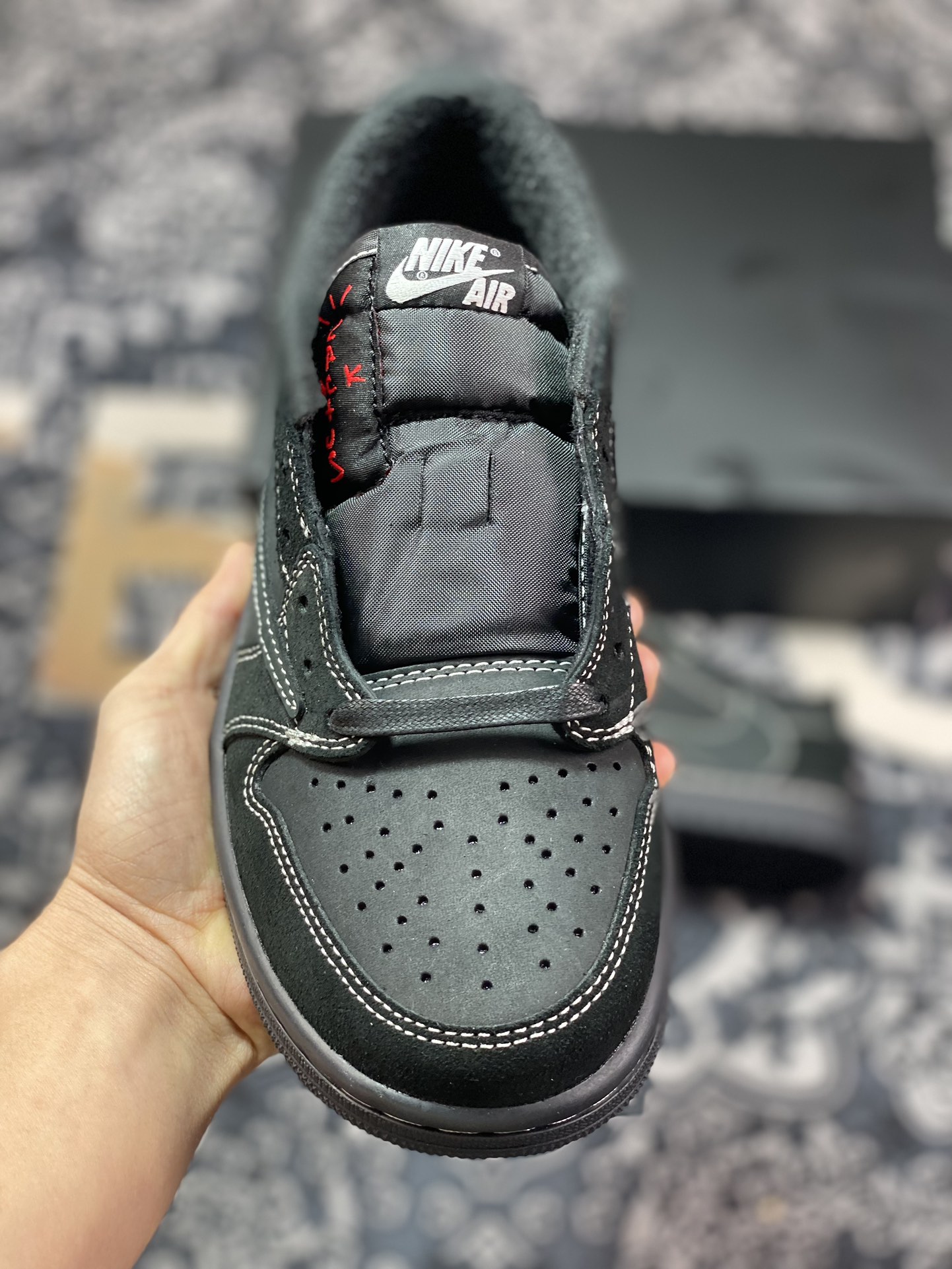 D2480  优选 市售天花板 纯原混卖版本 Travis Scott x Air Jordan 1 AJ1乔1 TS 联名倒钩 DM7866-001 黑武士