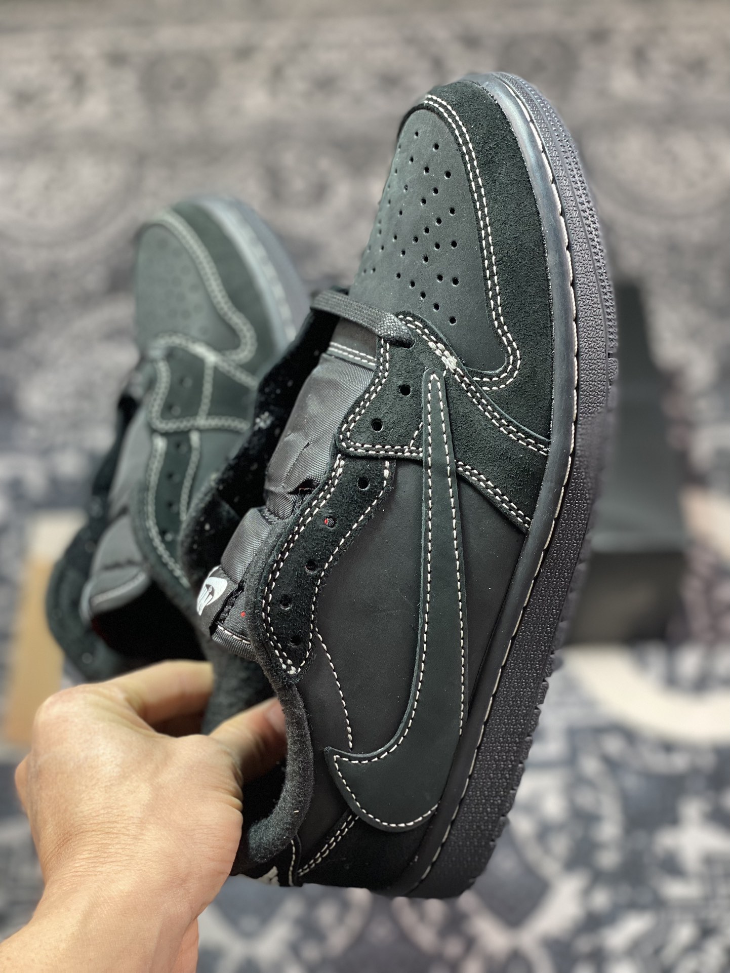 D2480  优选 市售天花板 纯原混卖版本 Travis Scott x Air Jordan 1 AJ1乔1 TS 联名倒钩 DM7866-001 黑武士