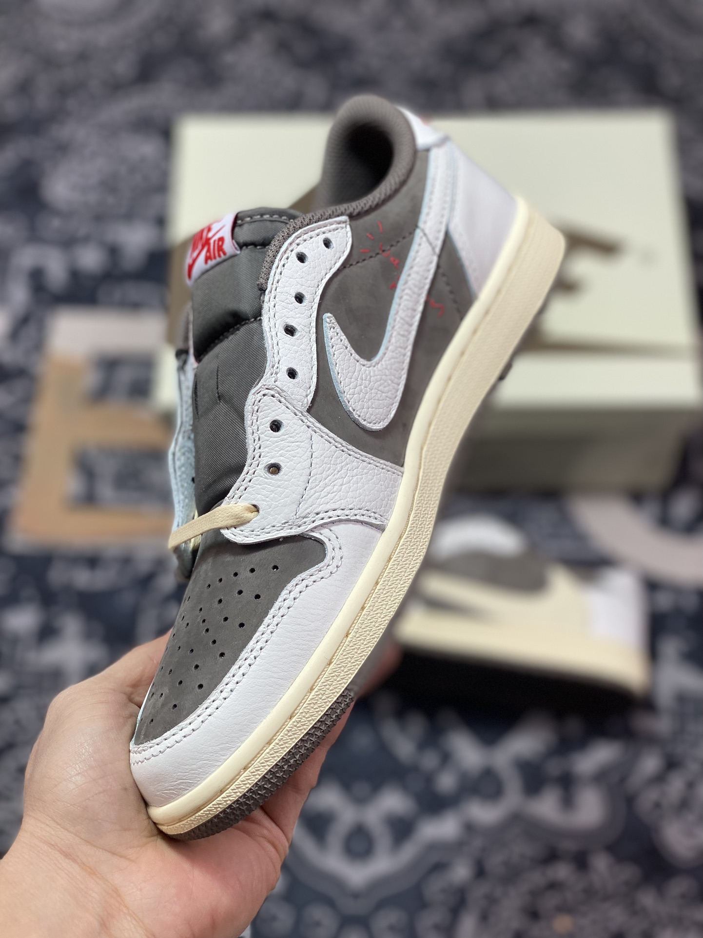 C9450  优选 市售天花板 纯原混卖版本 Travis Scott x Air Jordan 1 Low ” Reverse Mocha ” 白棕摩卡 低帮文化篮球鞋 DM7866-162