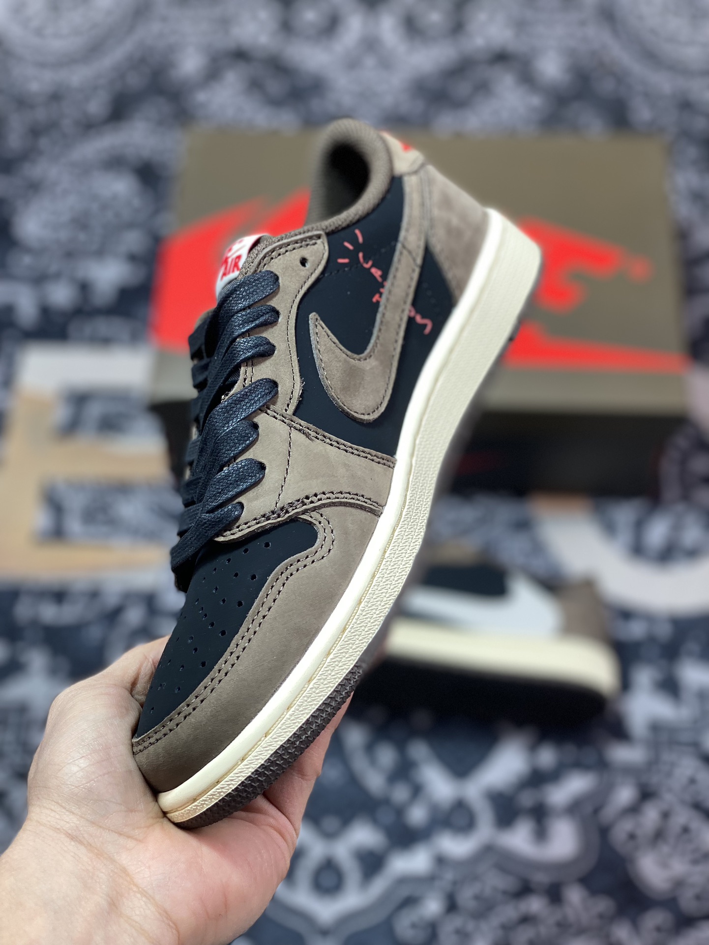 C9450  优选 市售天花板 纯原混卖版本 Travis Scott x Air Jordan 1 AJ1乔1 TS 联名倒钩 CQ4277-001