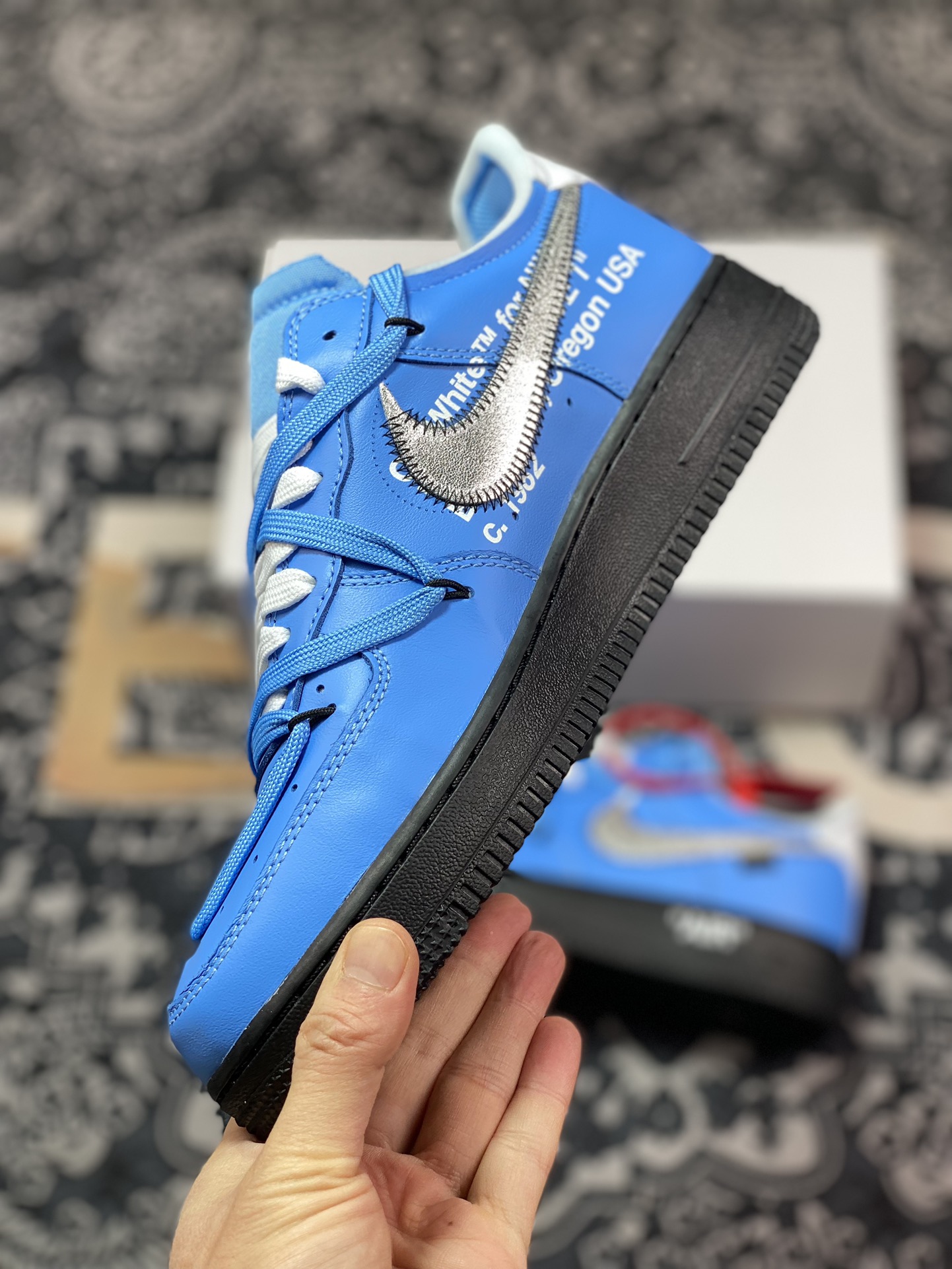 320 MoMA x Off-White x Nike Air Force 1'07 Low"MCA University Blue"空军一号板鞋“OW天空蓝黑银绑绳”CI1173-400