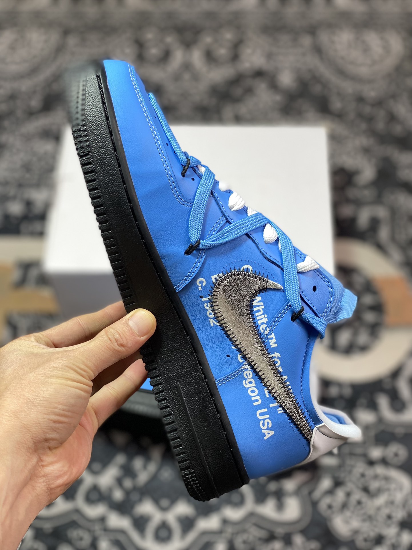 320 MoMA x Off-White x Nike Air Force 1'07 Low"MCA University Blue"空军一号板鞋“OW天空蓝黑银绑绳”CI1173-400