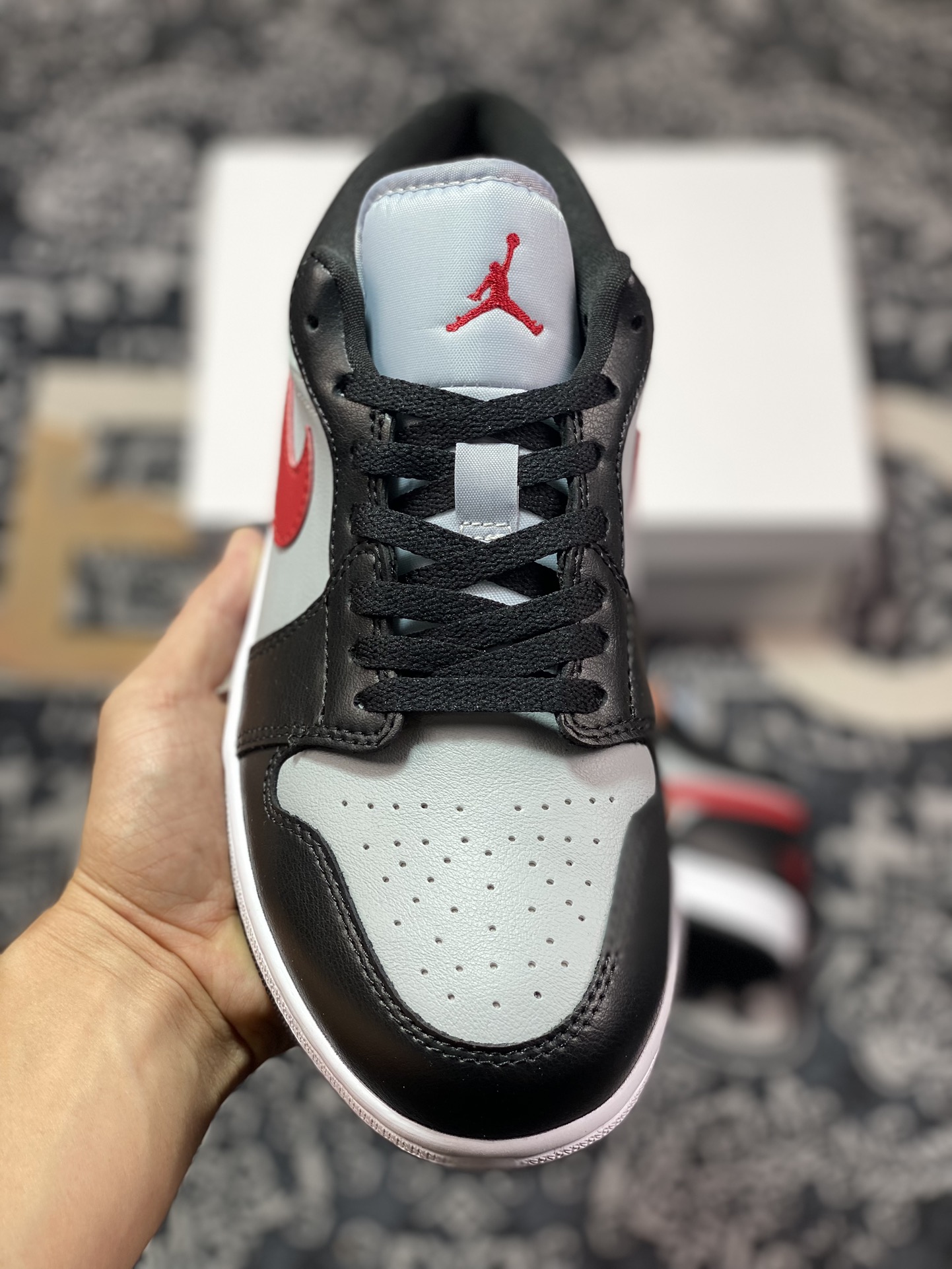 200 原厂级别 Air Jordan 1 Low 灰黑红 DC0774-062