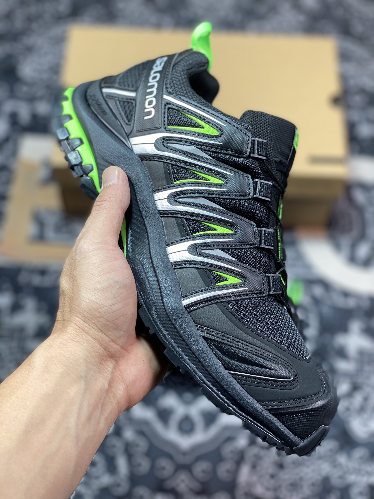 240 萨洛蒙/Salomon XA Pro 3D GTX”Black/Sliver/Volt”XA专业型跑步鞋“黑银荧光绿”474779