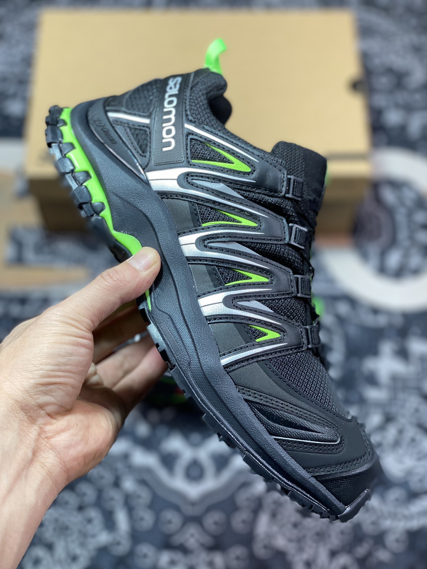 240 萨洛蒙/Salomon XA Pro 3D GTX"Black/Sliver/Volt"XA专业型跑步鞋“黑银荧光绿”474779