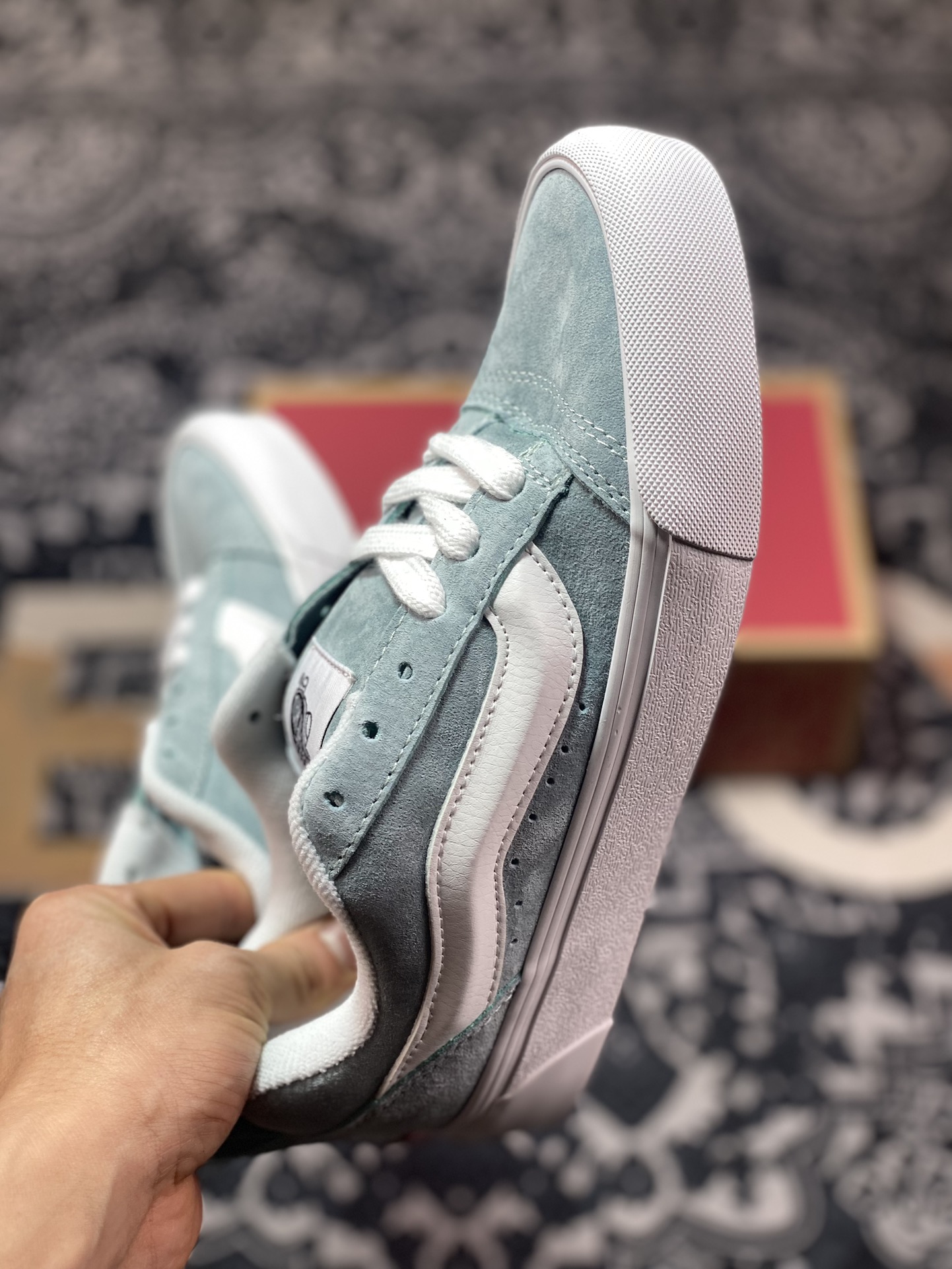 150   蓝天白云 面包鞋来了 Vans Knu-Skool VR3 LX  万斯低帮休闲硫化板鞋 VN000CS0M81