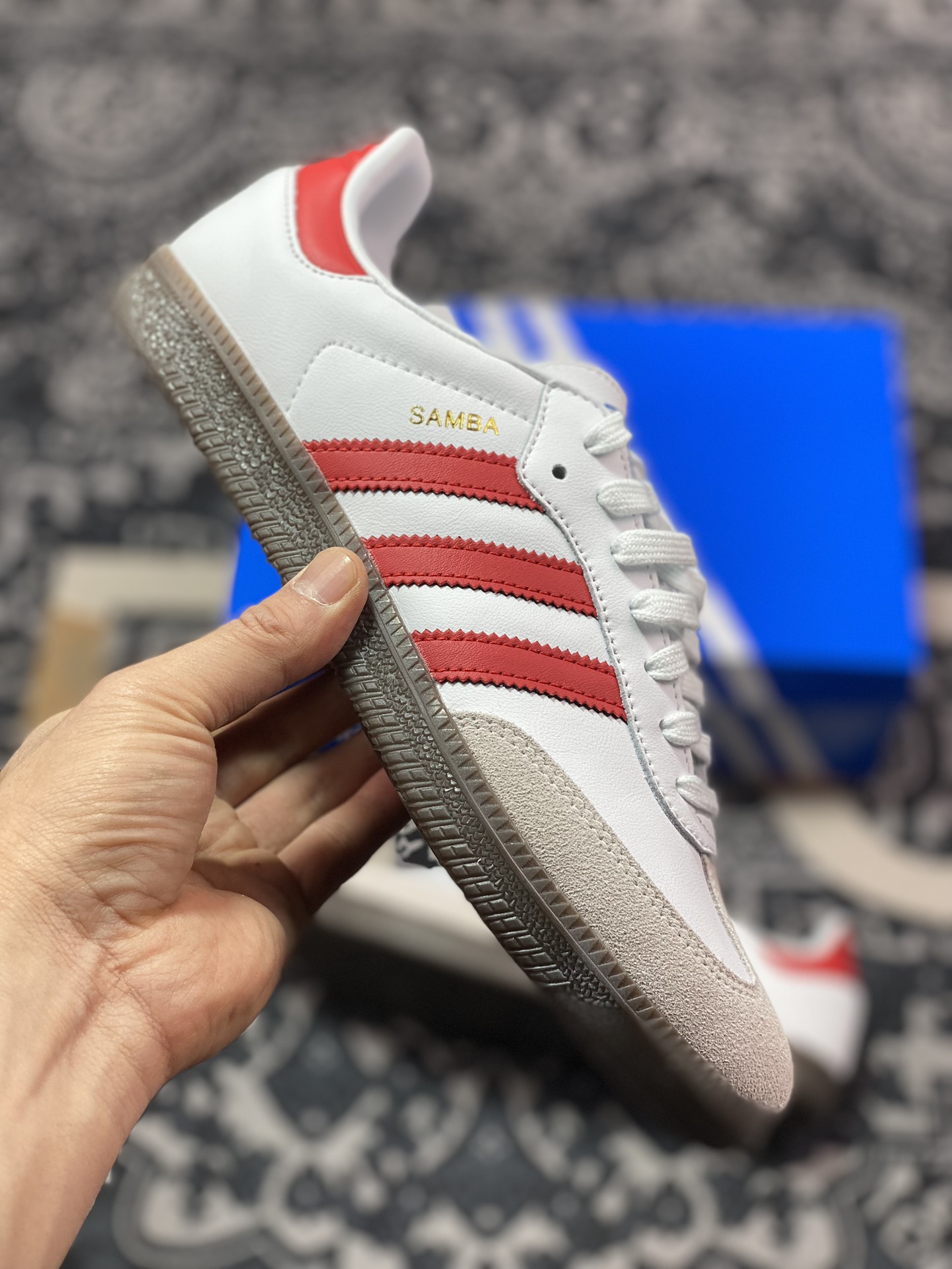 200  阿迪达斯/三叶草Adidas Originals Samba Vegan OG桑巴舞系板鞋“白浅灰大学红生胶底”IG1025