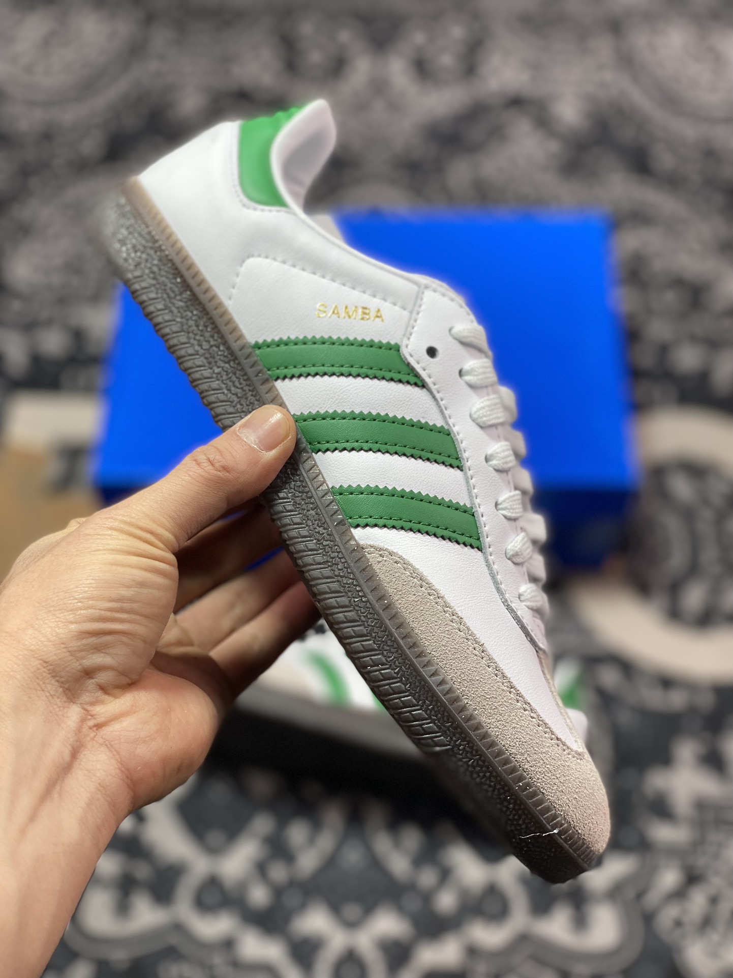 200  三叶草Adidas Originals Samba Vegan OG桑巴舞系列板鞋“皮革白浅灰深绿”IG1024