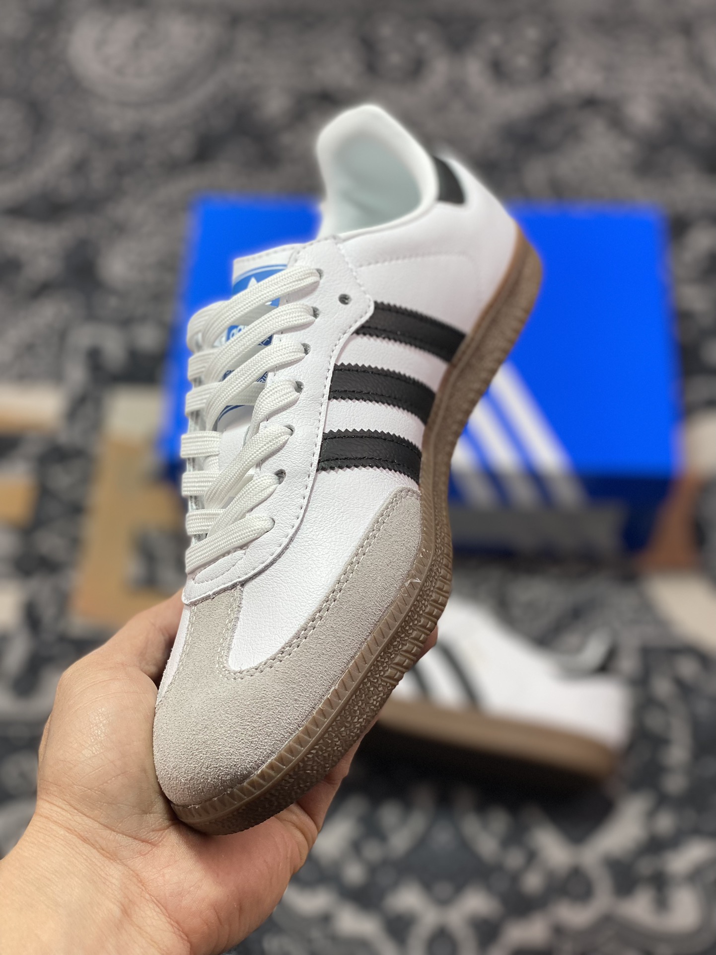 200  阿迪达斯/三叶草Adidas Originals Samba OG 桑巴舞系列绅士板鞋“皮革白黑浅灰焦糖底环保标识”FW2427
