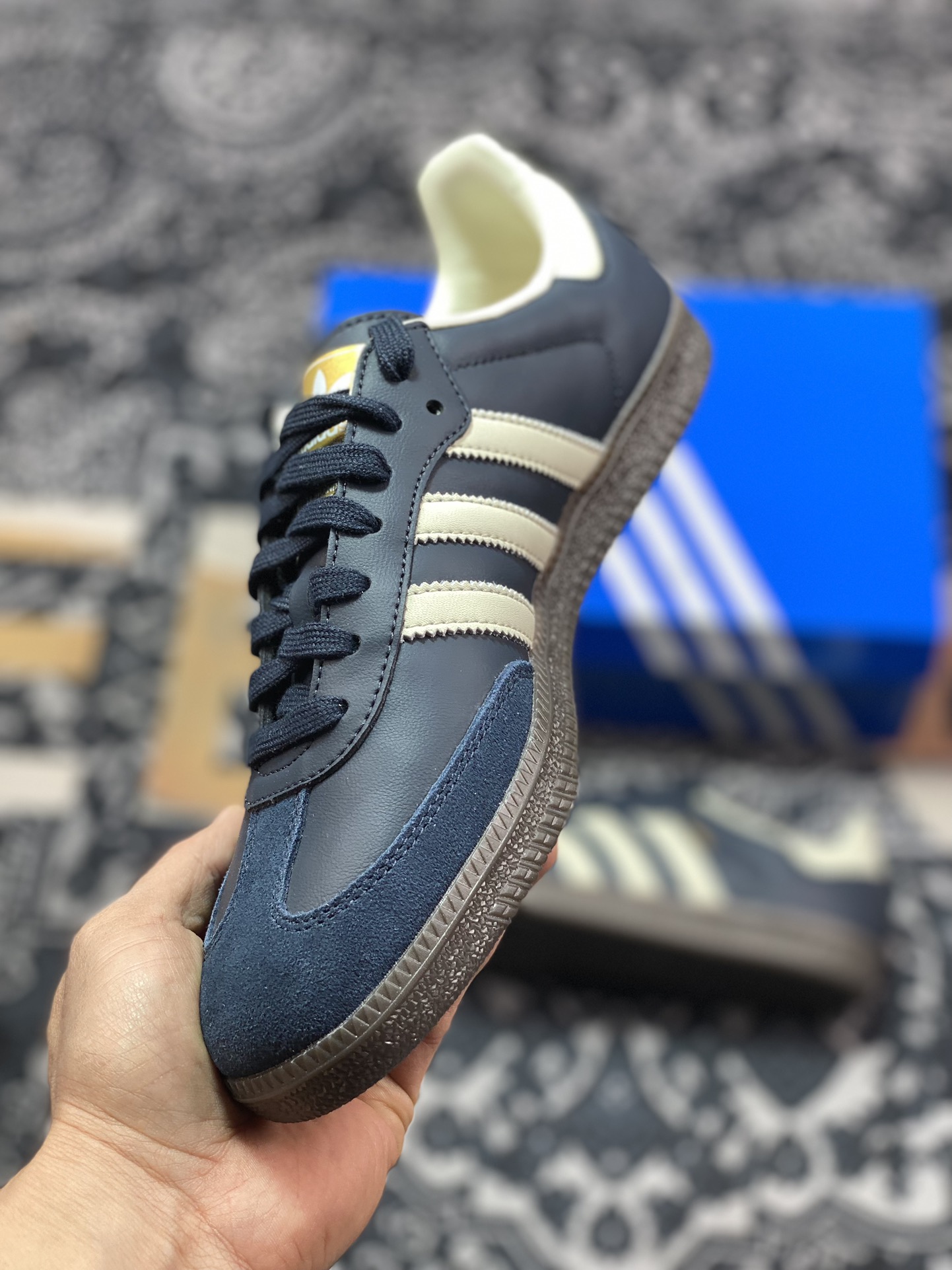 200 阿迪达斯/三叶草Adidas Originals Samba Vegan OG桑巴舞板鞋“皮革深蓝白焦糖底”ID2056