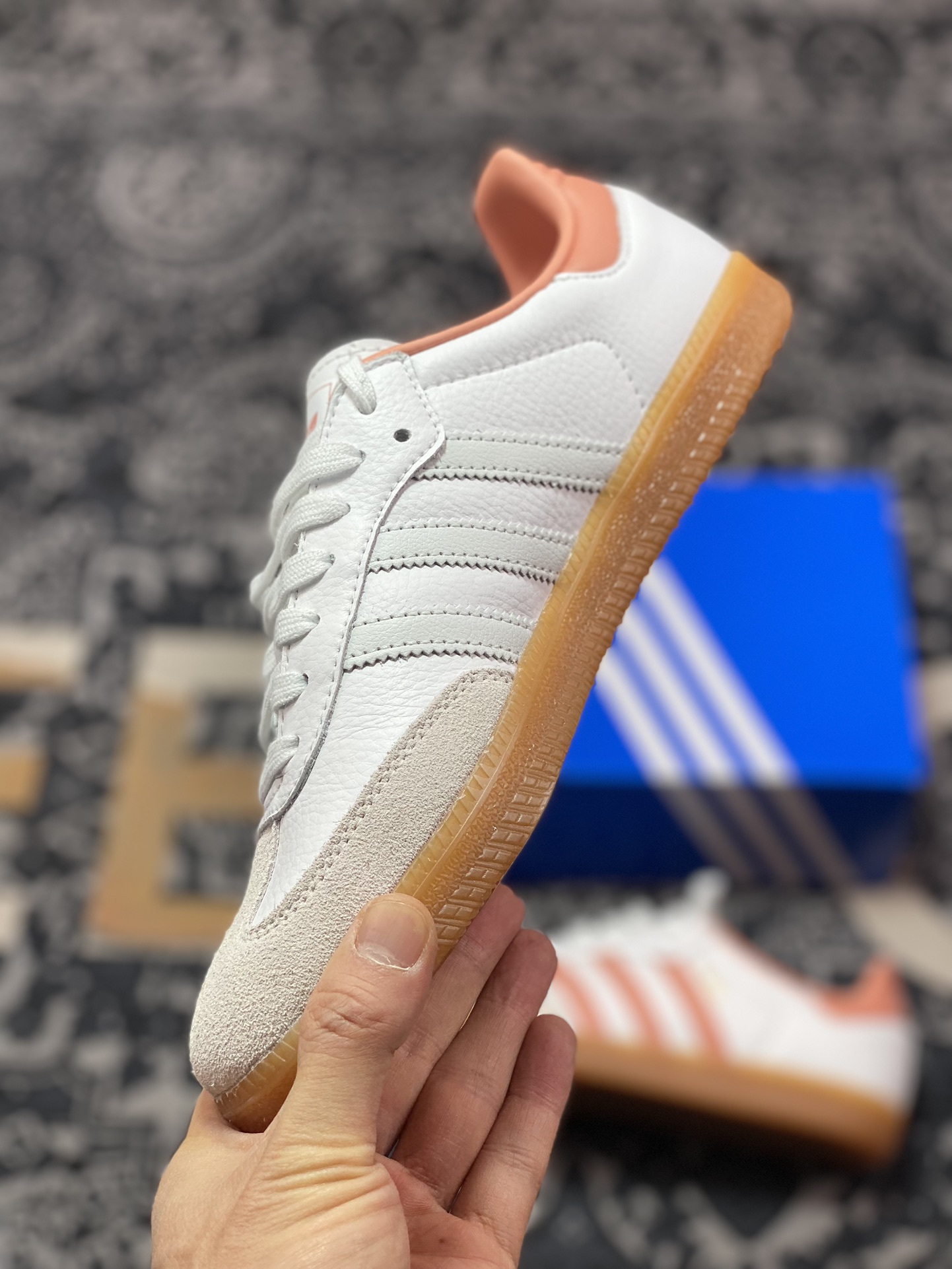 200  Adidas三叶草 Originals Samba Vegan OG桑巴舞系列板鞋“皮革白浅灰橘粉生胶底”IG5932