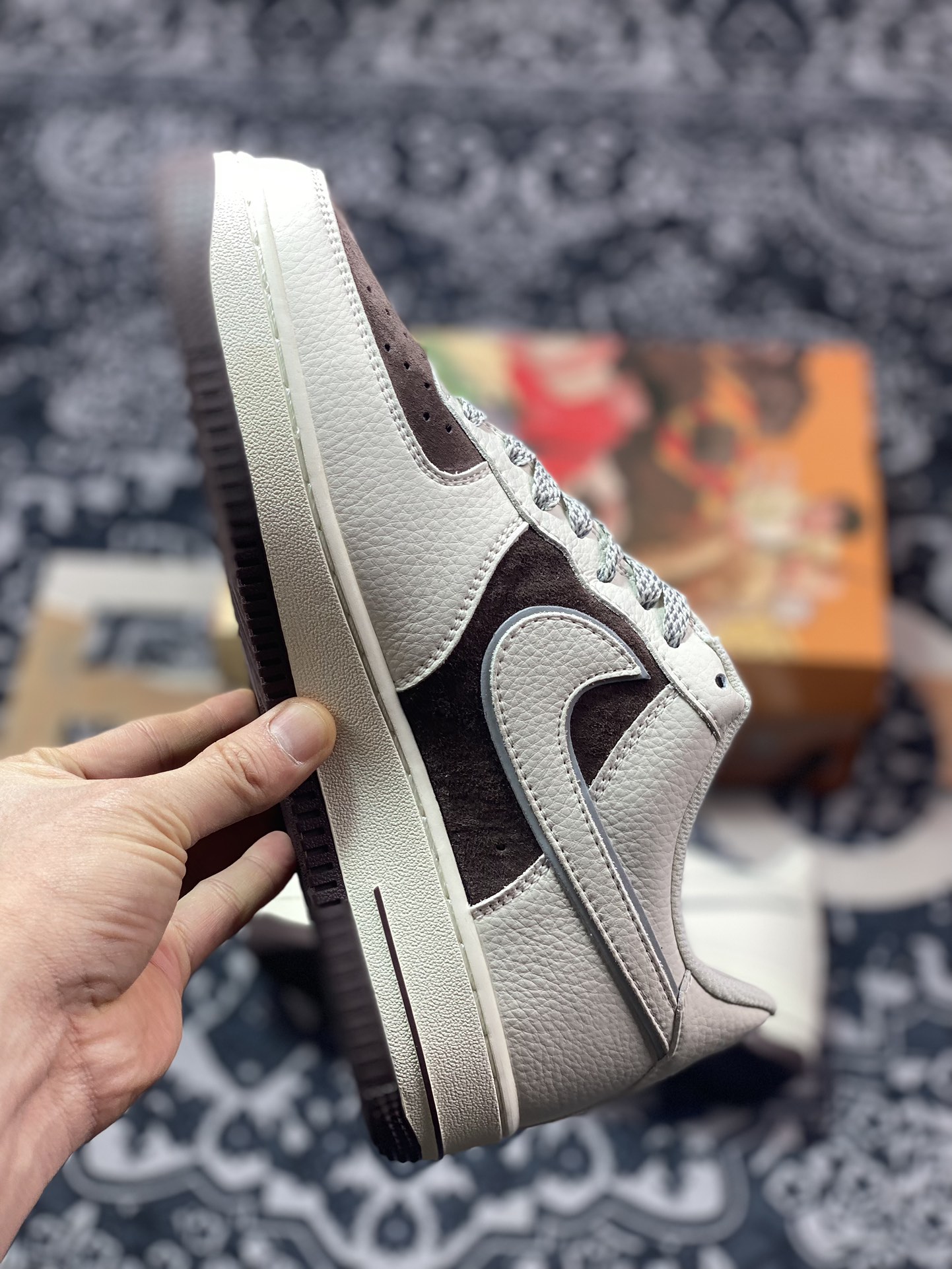 260 原装级别 Air Force 1 '07 Low 米白咖棕麂皮 DU0820-216