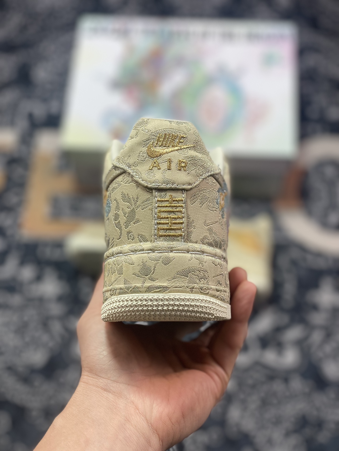 450 耐克Nike Air Force 1 ”Xixi”空军一号经典低帮百搭休闲运动板鞋“黄金卡其丝绸提花”HJ4285-777