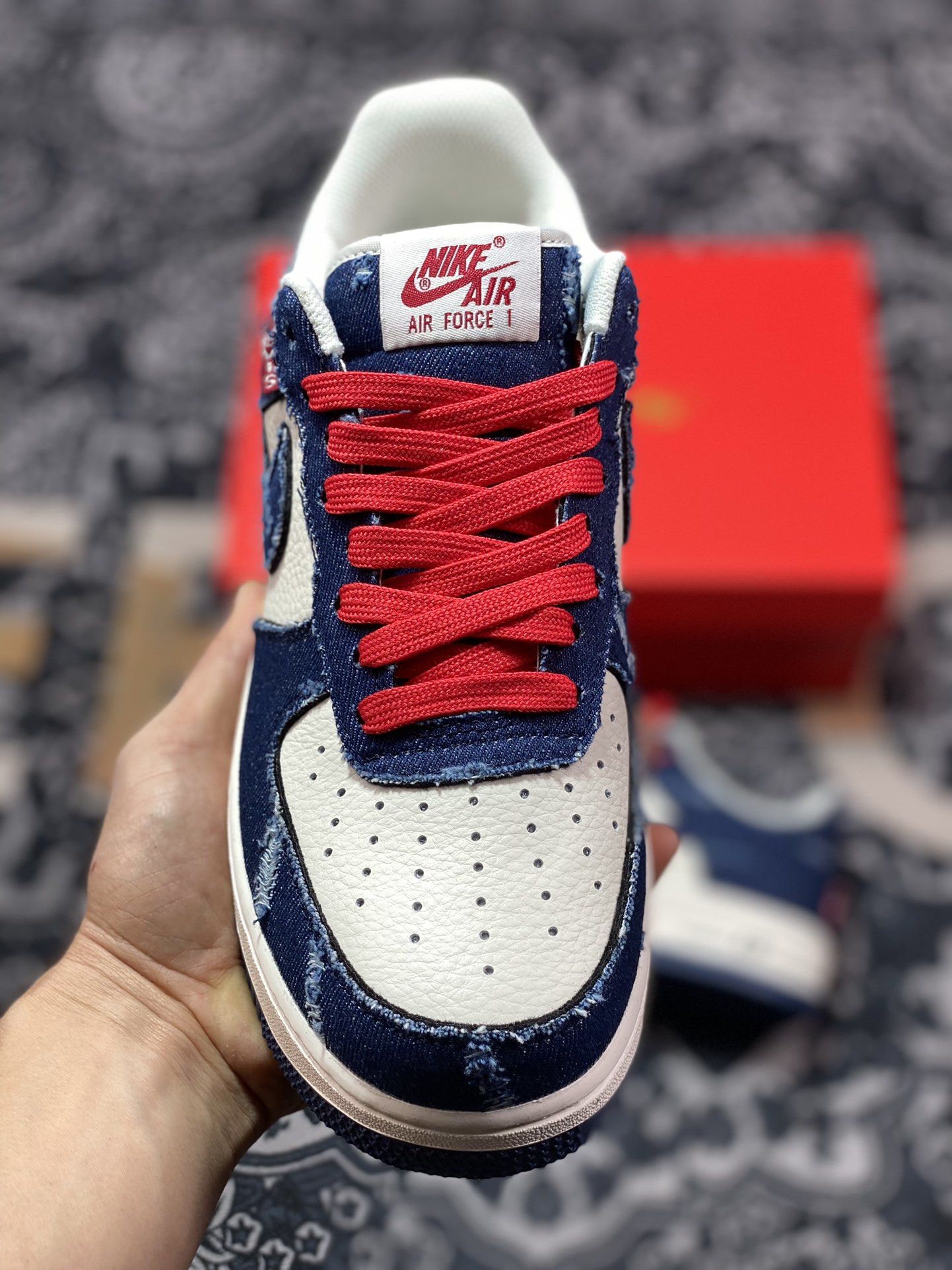 240 李维斯Levi's x Nike Air Force 1 07 Low”Exclusive Denim”空军一号板鞋“拼接米白深蓝磨破牛仔布”VT5698-589