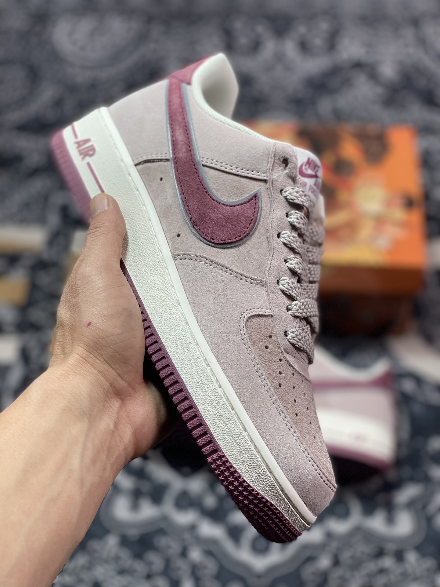 260 原装级别 AKIRA x Air Force 1 ’07 Low 联名米酒红 KT0036-088