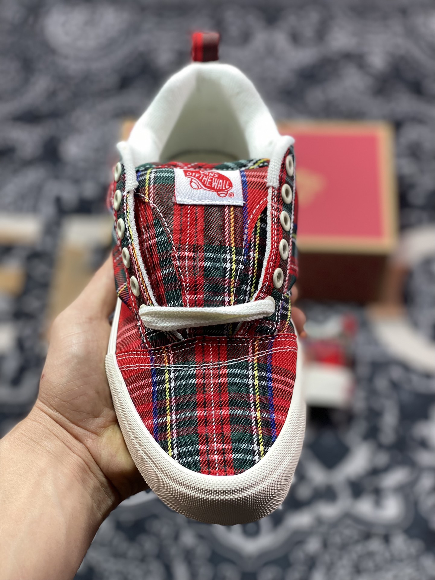 150   Vans Classics Knu Skool  苏格兰红格纹 厚鞋舌面包鞋