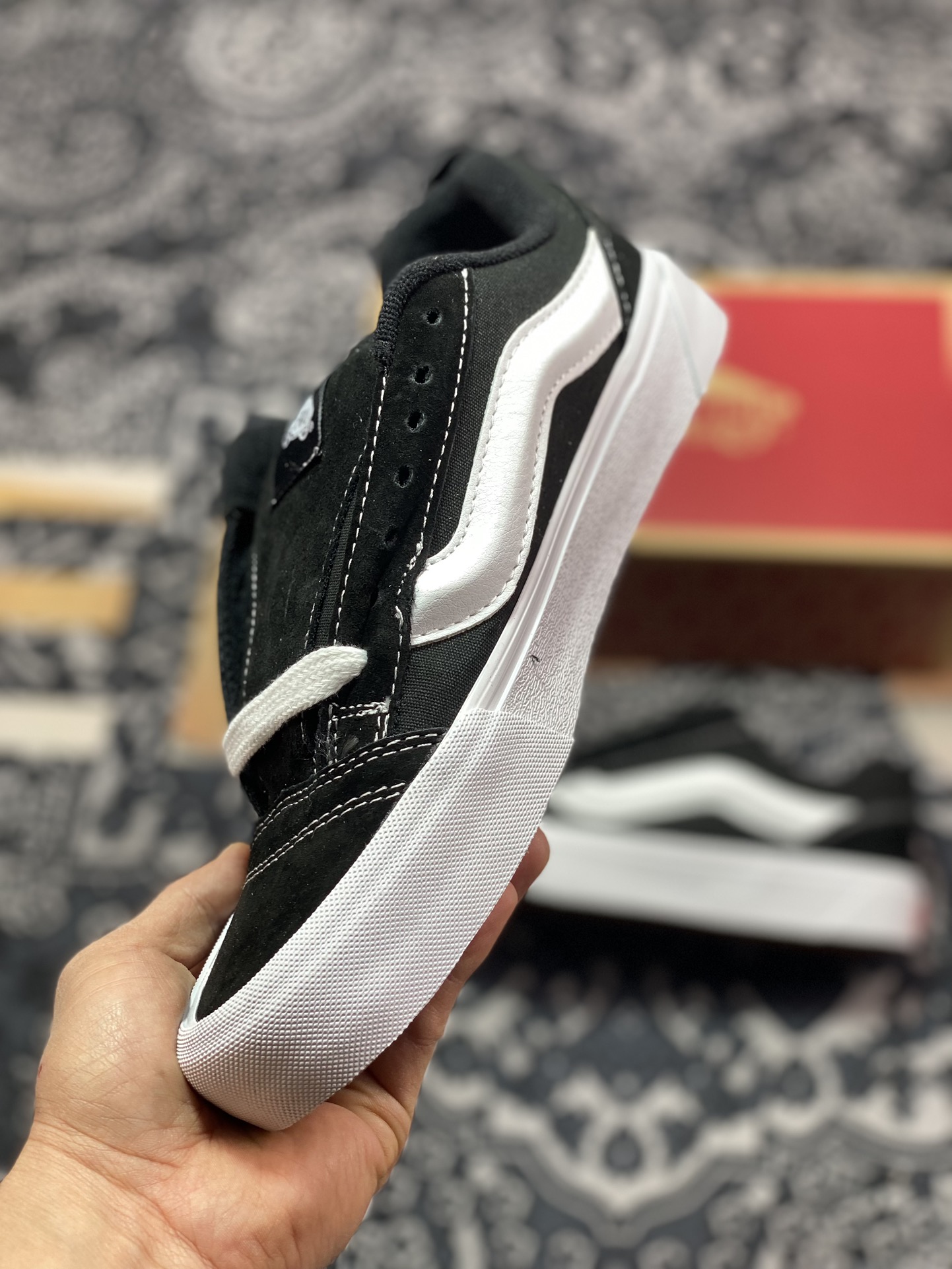 150   Vans Classics Knu Skool  范斯官方 春夏新款黑白面包鞋