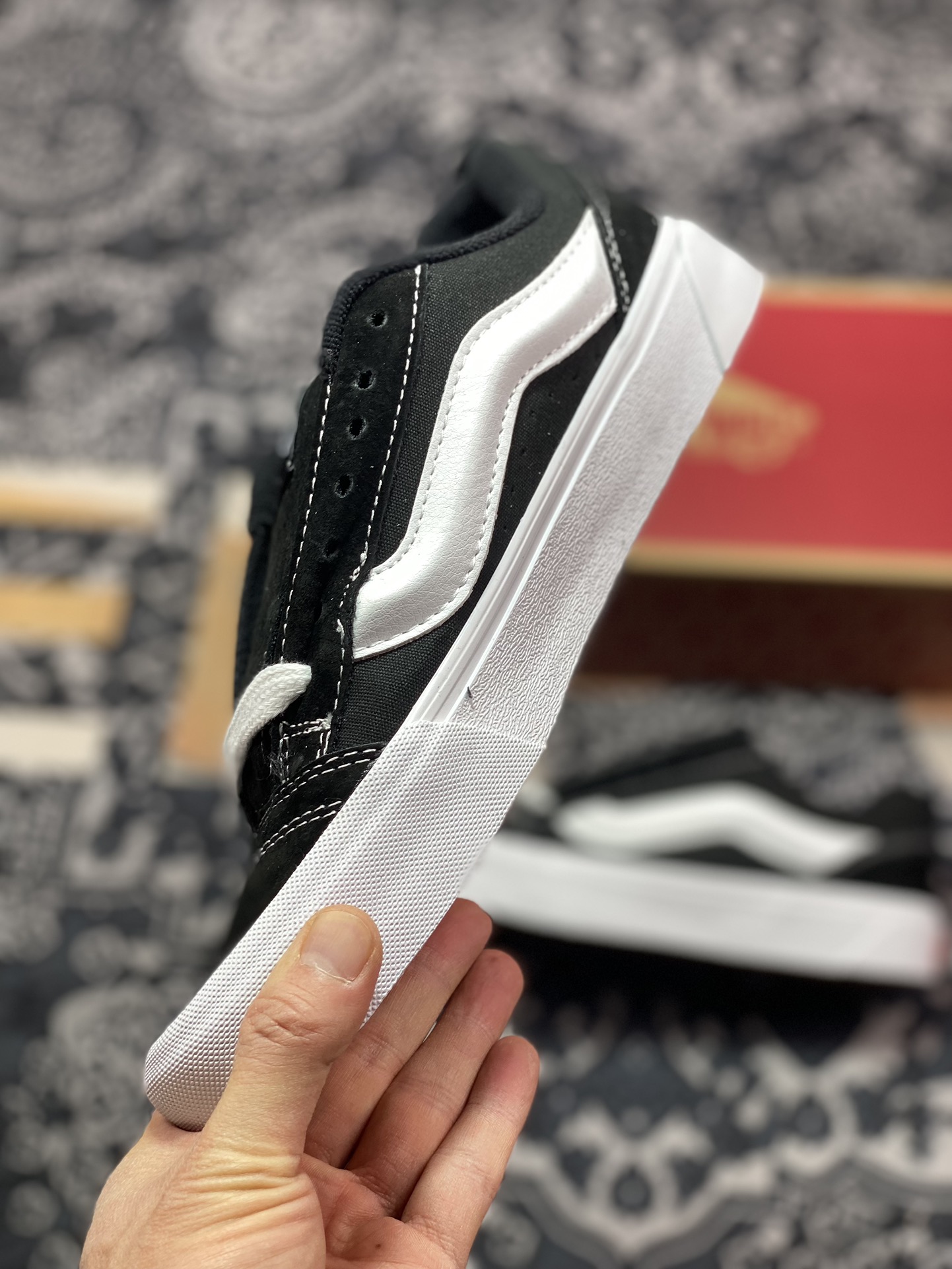 150   Vans Classics Knu Skool  范斯官方 春夏新款黑白面包鞋