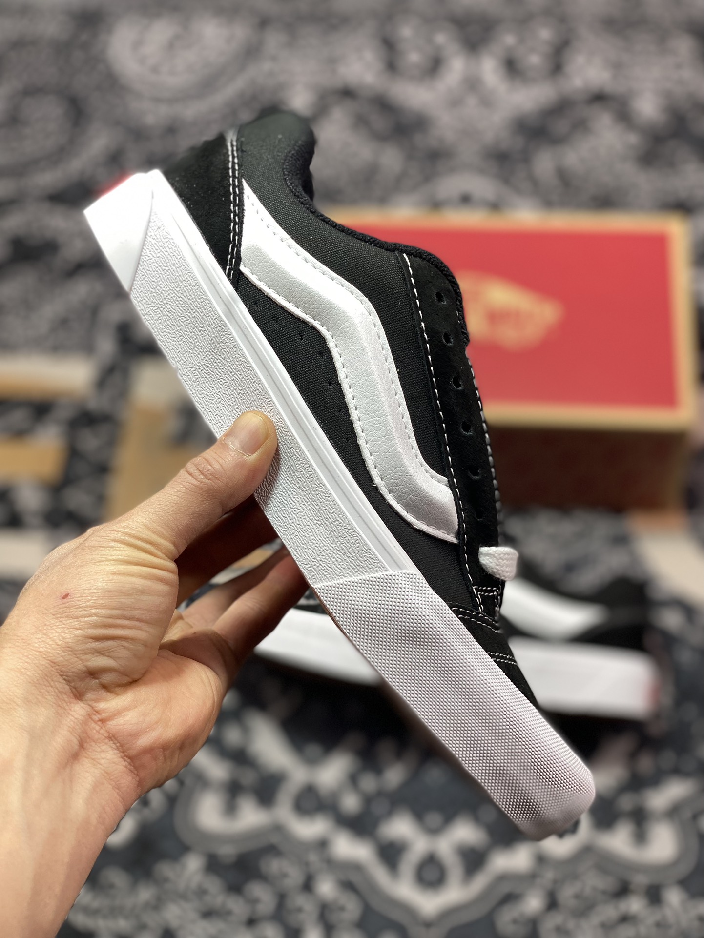 150   Vans Classics Knu Skool  范斯官方 春夏新款黑白面包鞋