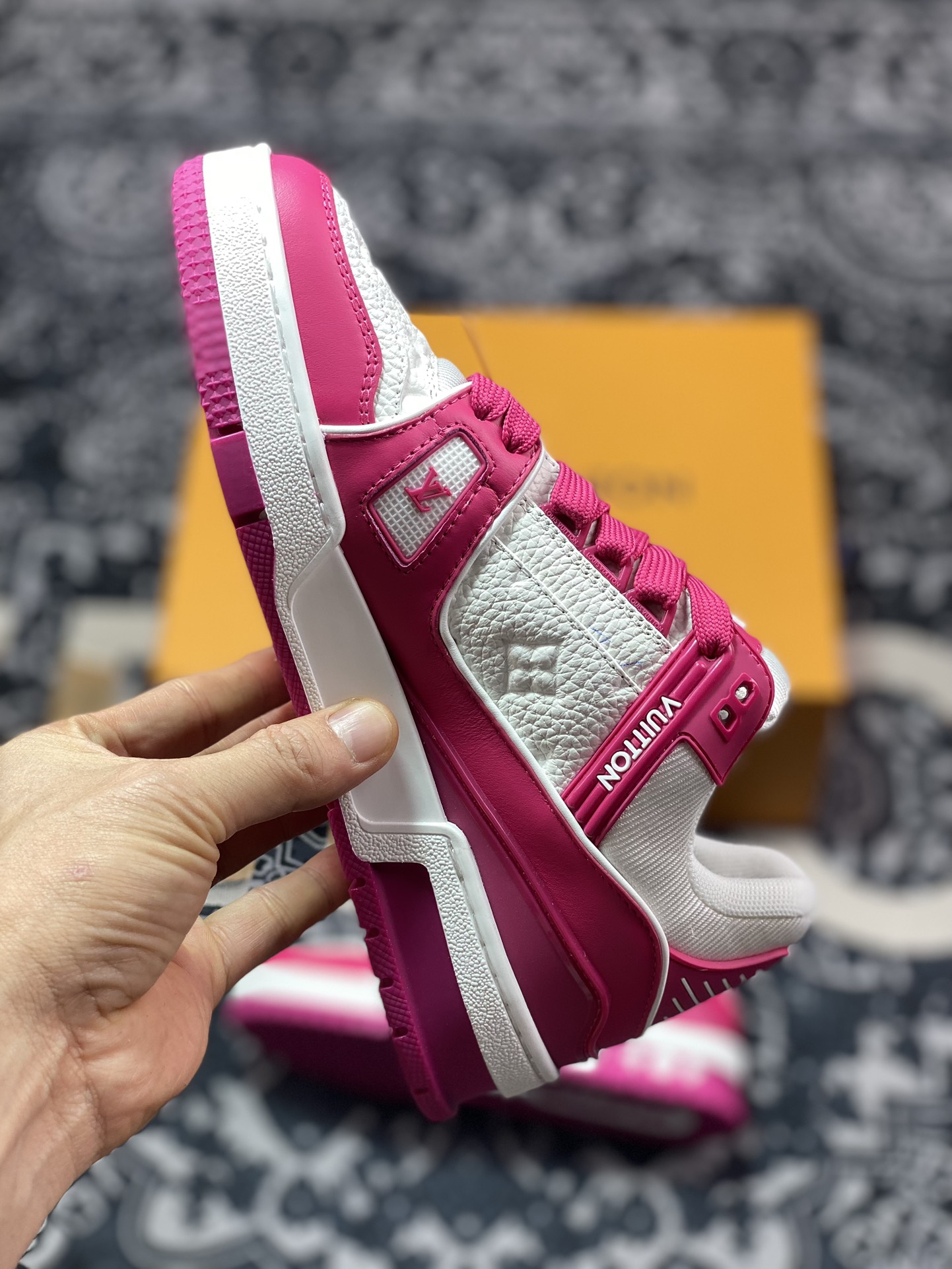 D8700  路易威登Louis Vuitton Trainer Sneaker Low休闲运动文化百搭篮球板鞋