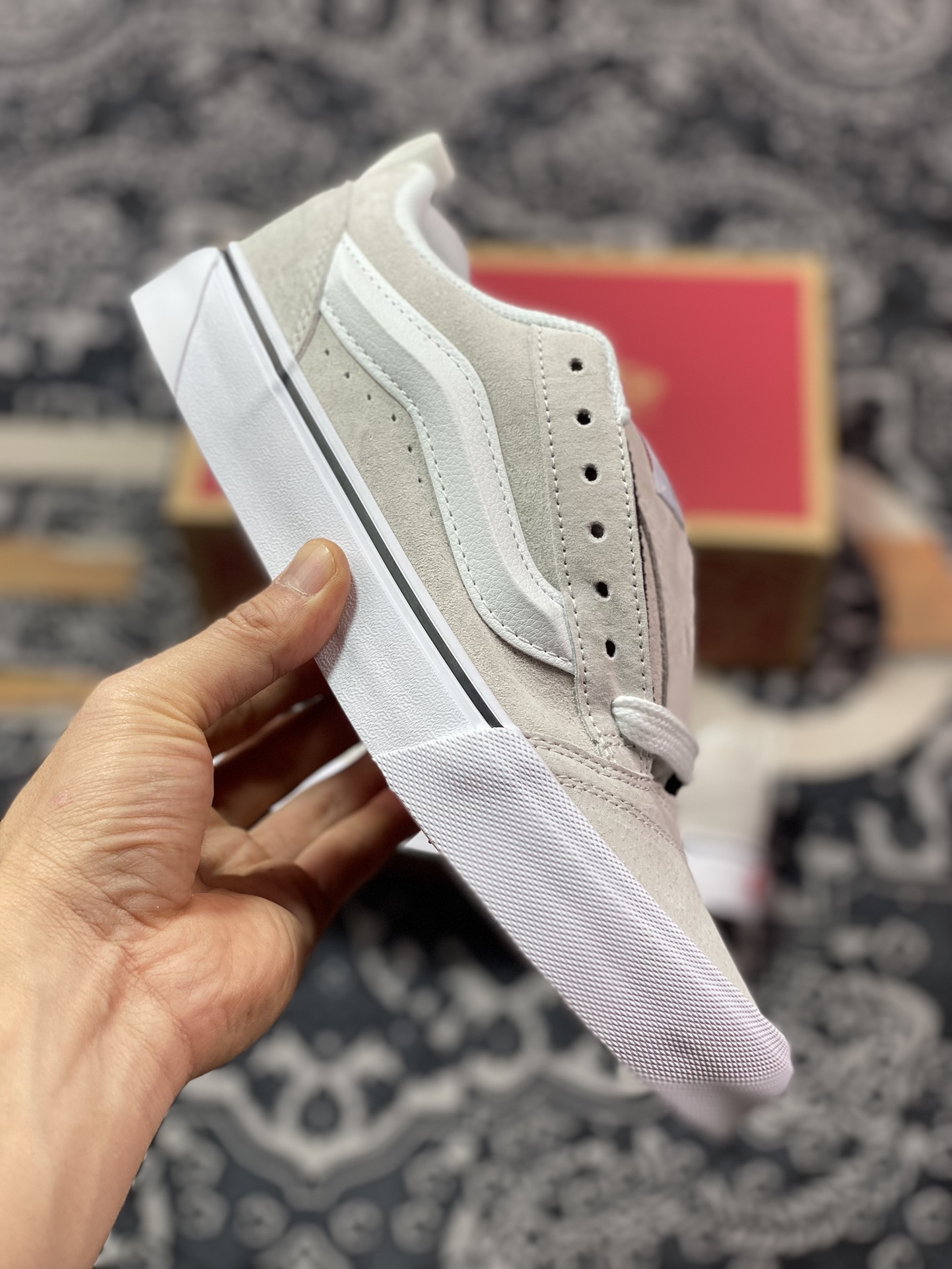 140   Vans Classics Knu Skool 米白黑线条 厚鞋舌面包鞋