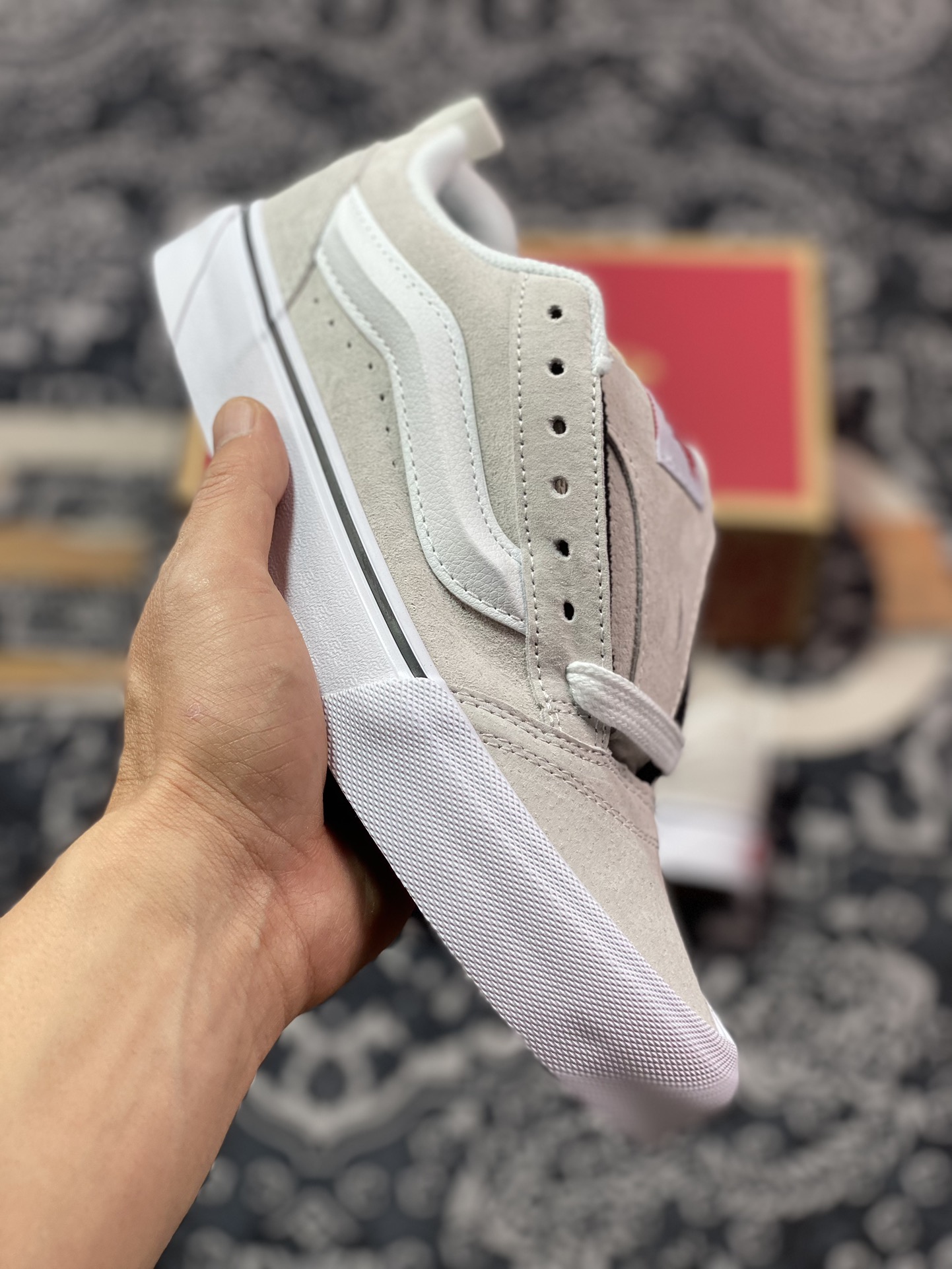 140   Vans Classics Knu Skool 米白黑线条 厚鞋舌面包鞋