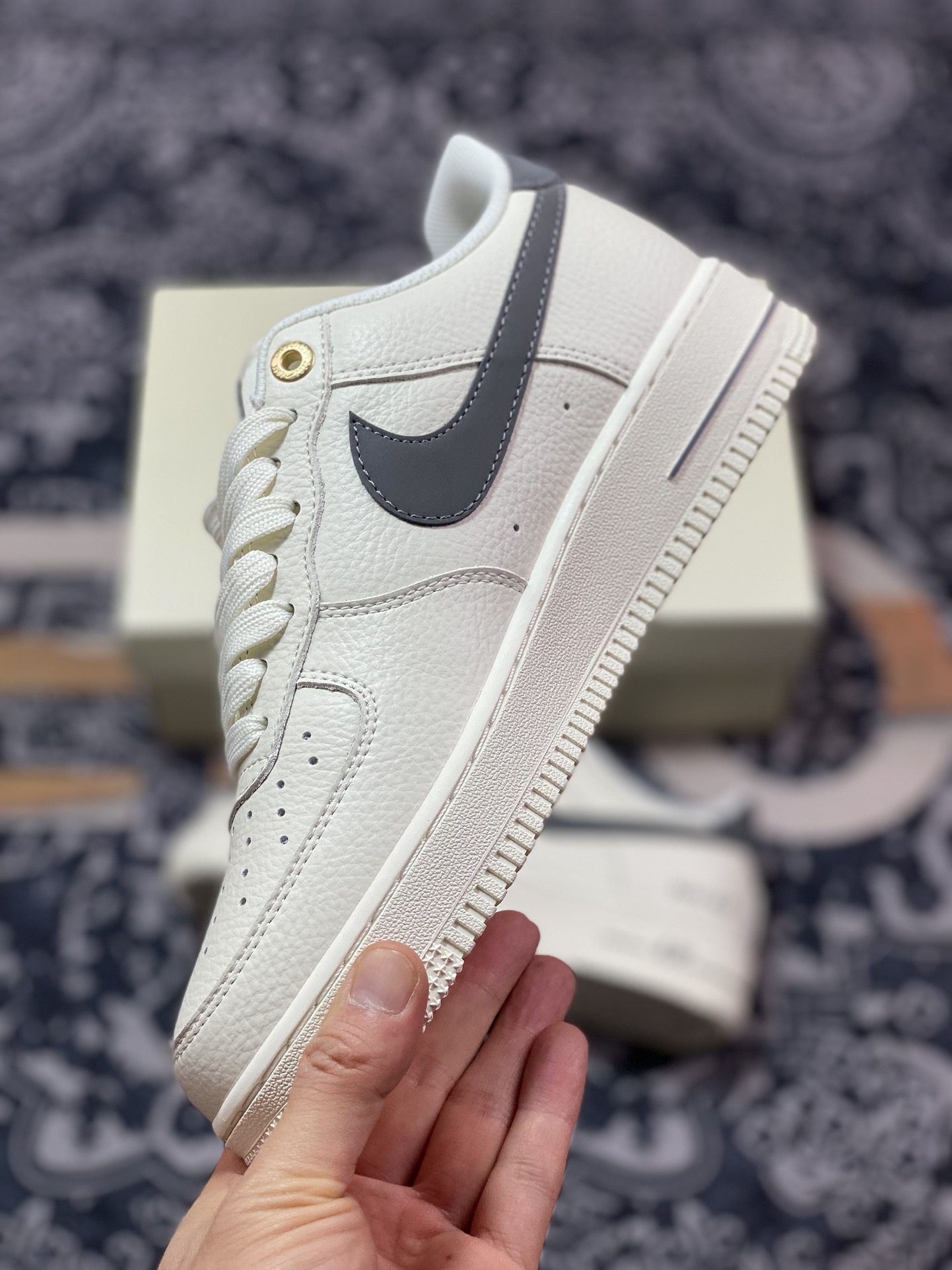 240 耐克Nike Air Force 1'07 Low"NAI-KE/Beige/Dark Grey"空军一号板鞋“NAIKE米白深灰小钩”NK0621-100