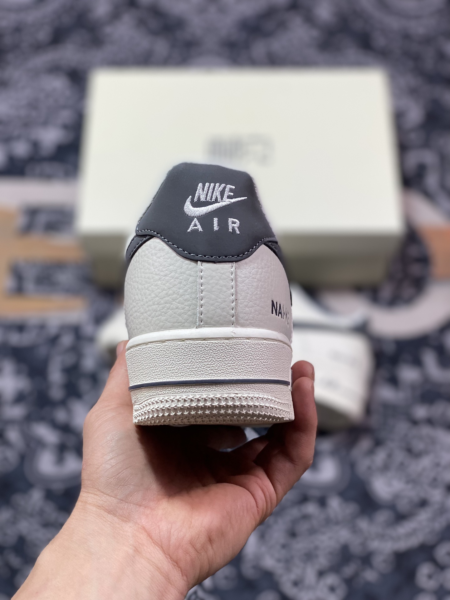 240 耐克Nike Air Force 1'07 Low"NAI-KE/Beige/Dark Grey"空军一号板鞋“NAIKE米白深灰小钩”NK0621-100