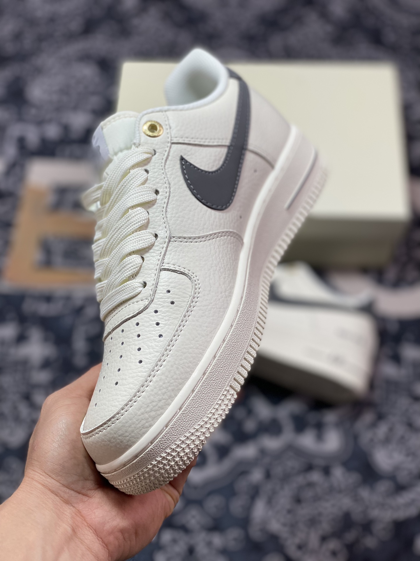 240 耐克Nike Air Force 1'07 Low"NAI-KE/Beige/Dark Grey"空军一号板鞋“NAIKE米白深灰小钩”NK0621-100