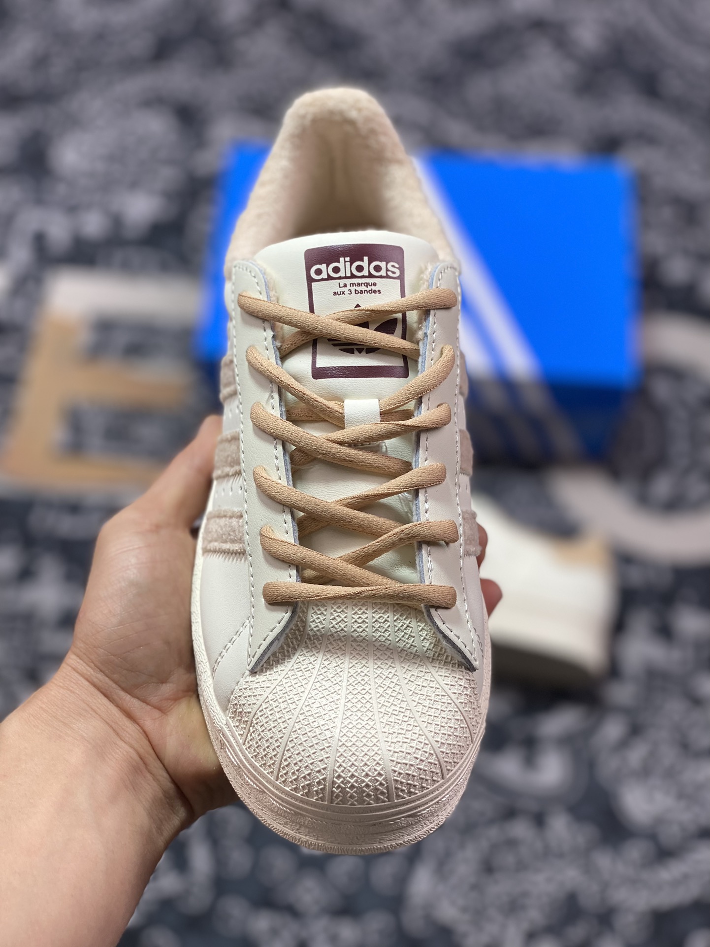 Adidas Originals Superstar W ”Beige Bear” classic shell toe sneakers ”leather beige light brown fur plus velvet” GY2527