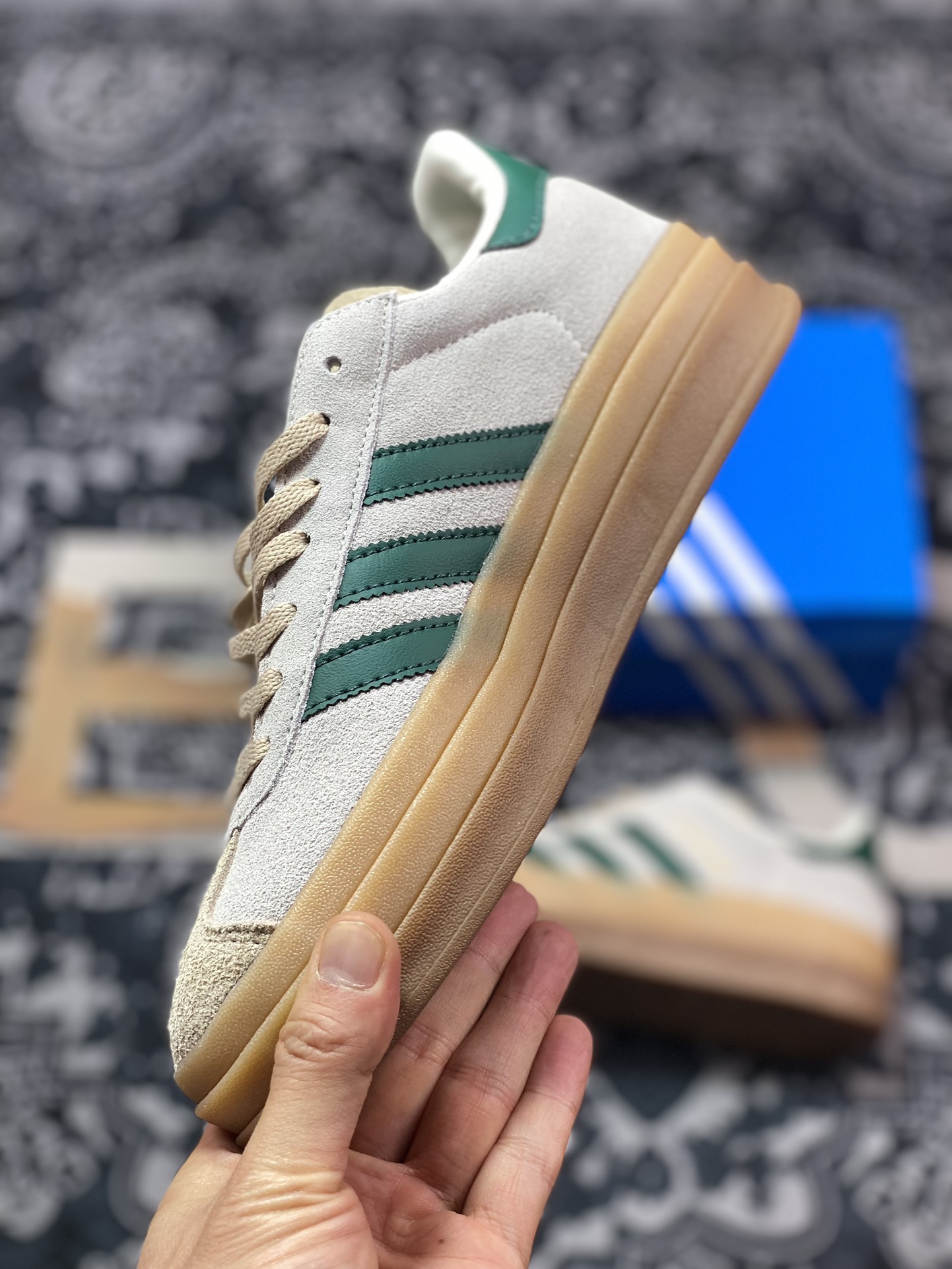 200 阿迪达斯Adidas Originals Gazelle Bold W 羚羊松糕系列板鞋“翻毛浅灰棕深绿生胶底”ID7056