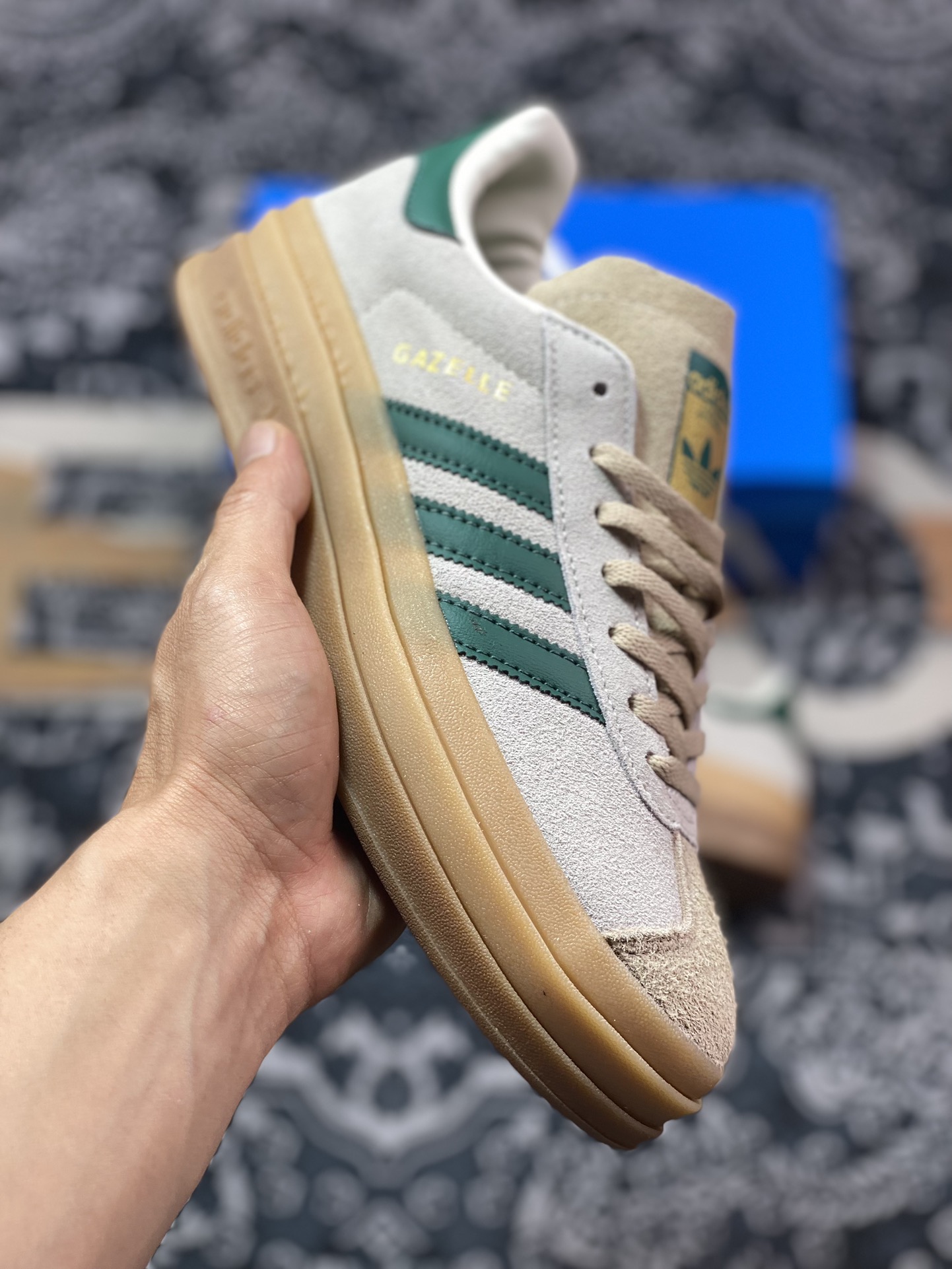 200 阿迪达斯Adidas Originals Gazelle Bold W 羚羊松糕系列板鞋“翻毛浅灰棕深绿生胶底”ID7056