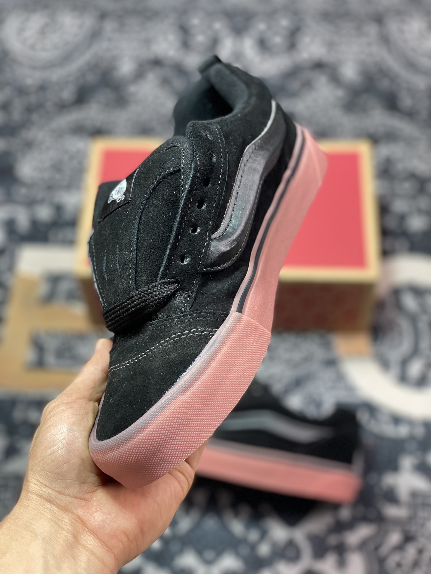 150   Vans Classics Knu Skool 黑生胶