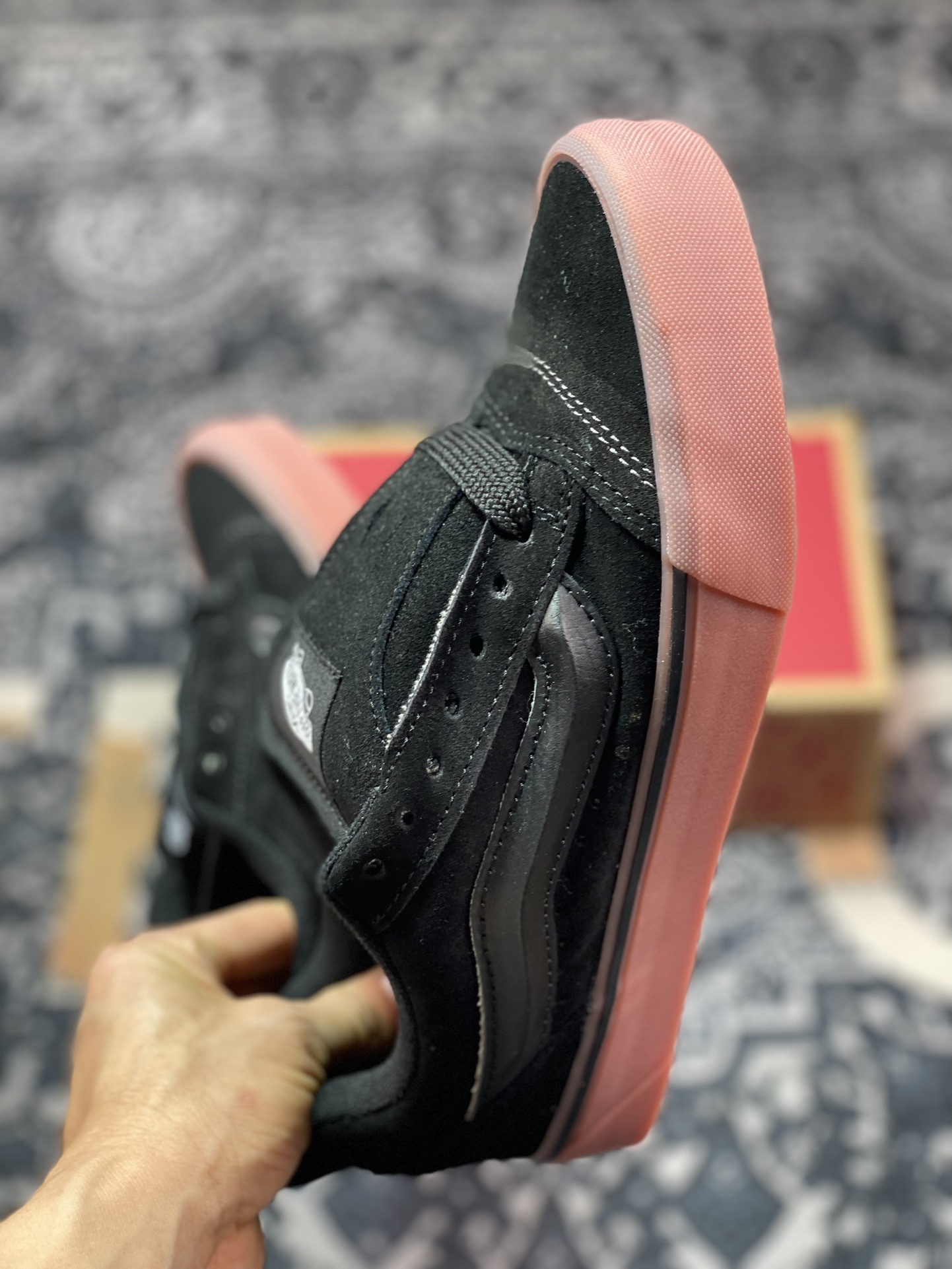 150   Vans Classics Knu Skool 黑生胶