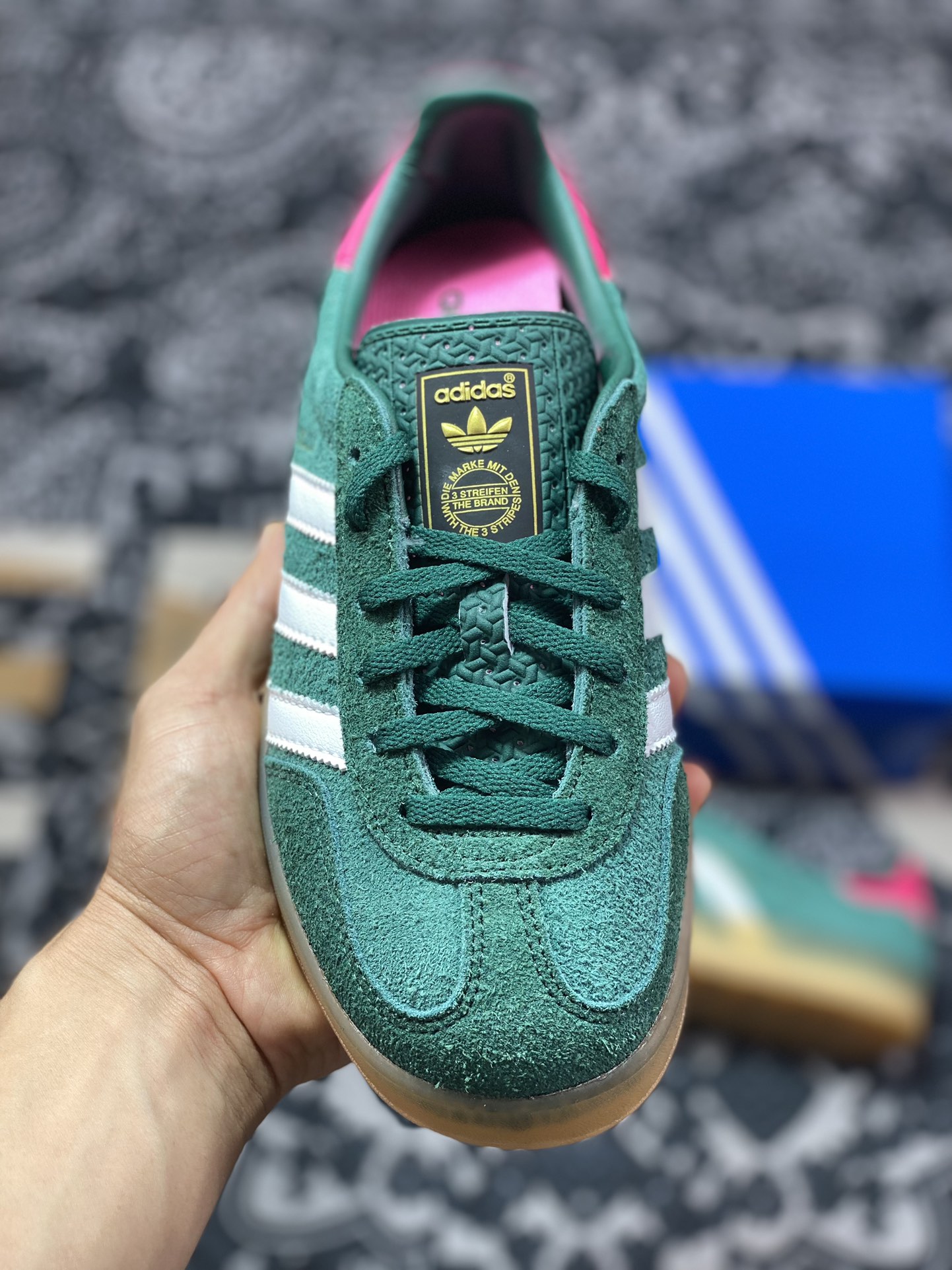 240  阿迪达斯Adidas Gazelle Indoor Trainers 羚羊板鞋“麂皮深绿粉白生胶底”IG5929