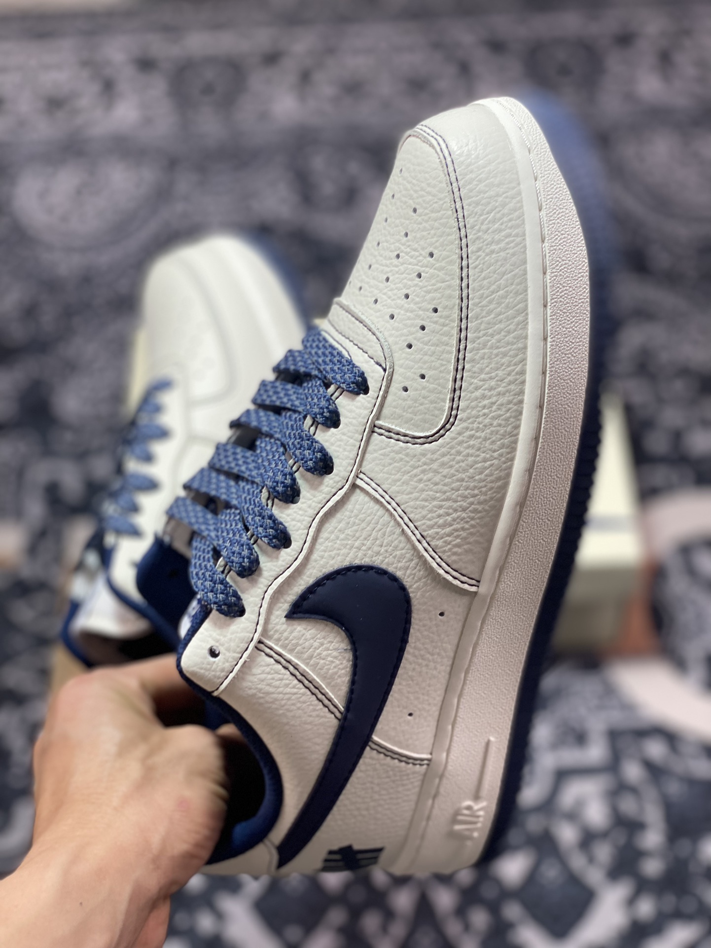 240 原装级别 Nike Air Force 1 Low 07 五道杠 米白深蓝满天星 UN2395-522