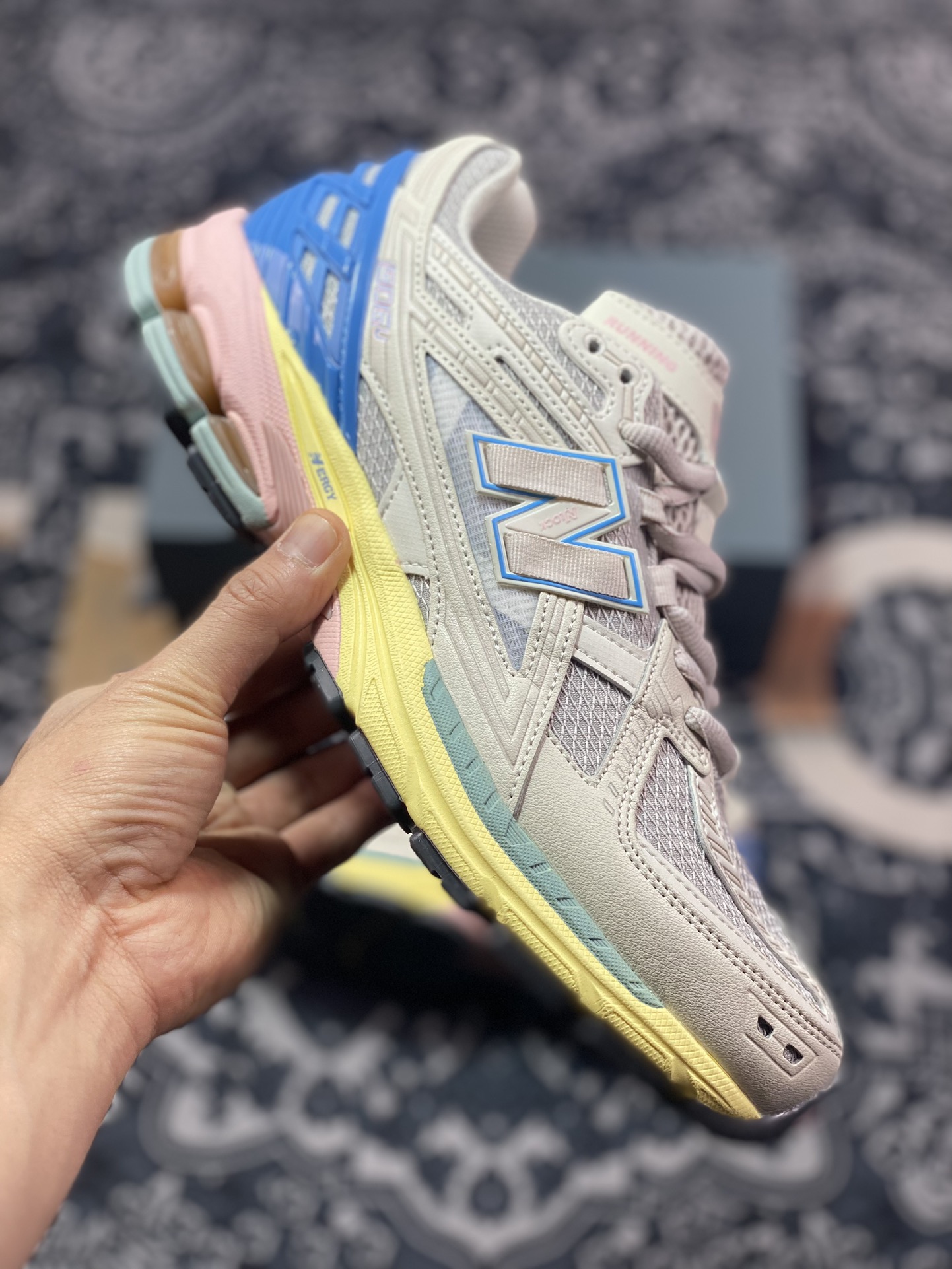 240  新百伦New Balance M1906U系列低帮复古老爹风休闲运动慢跑鞋“米灰黄彩”M1906NC