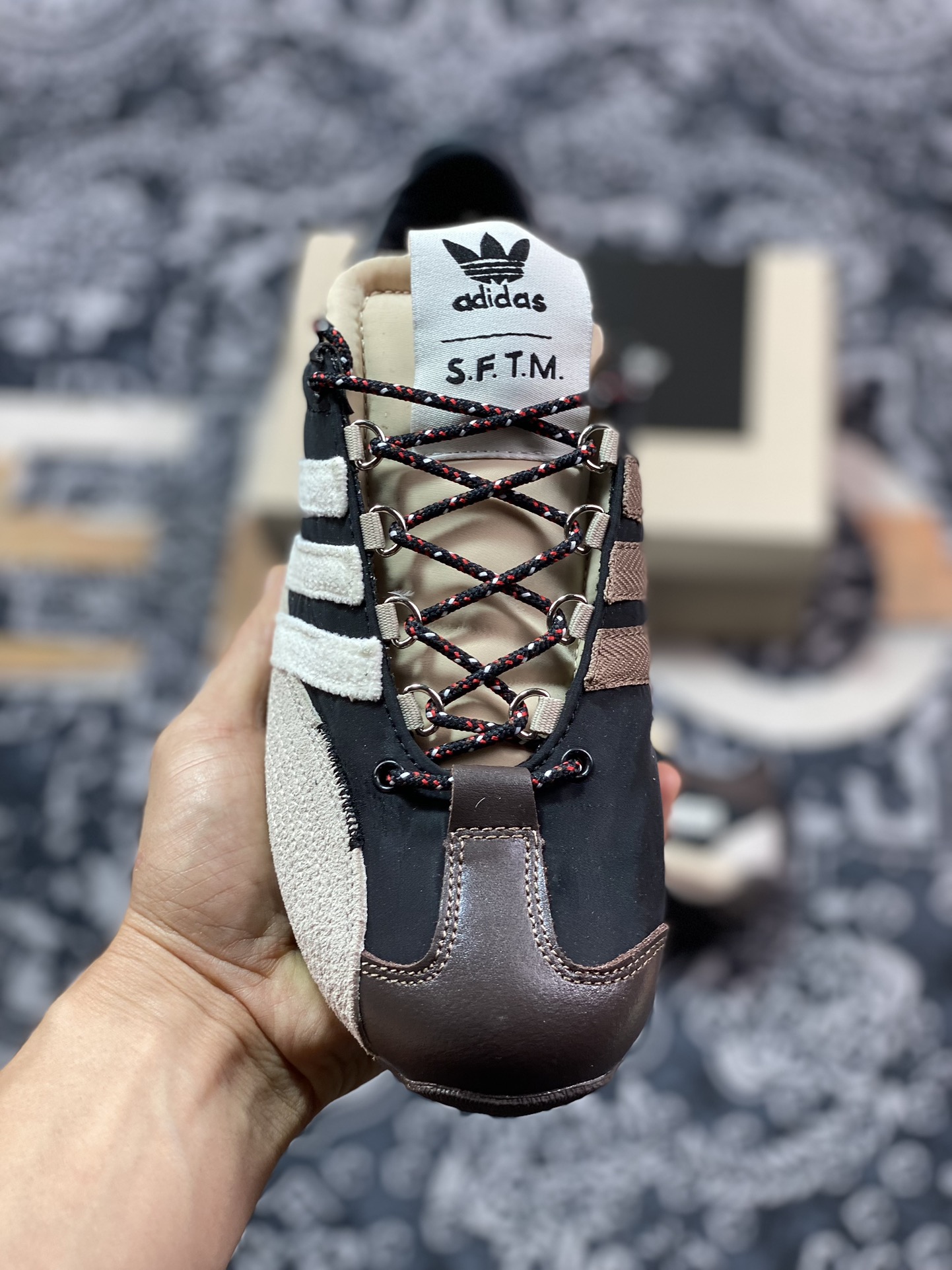 200  Adidas Country OG"Black Wonder Beige"SFTM-003系列低帮慢跑鞋“联名黑米白深棕”ID3546