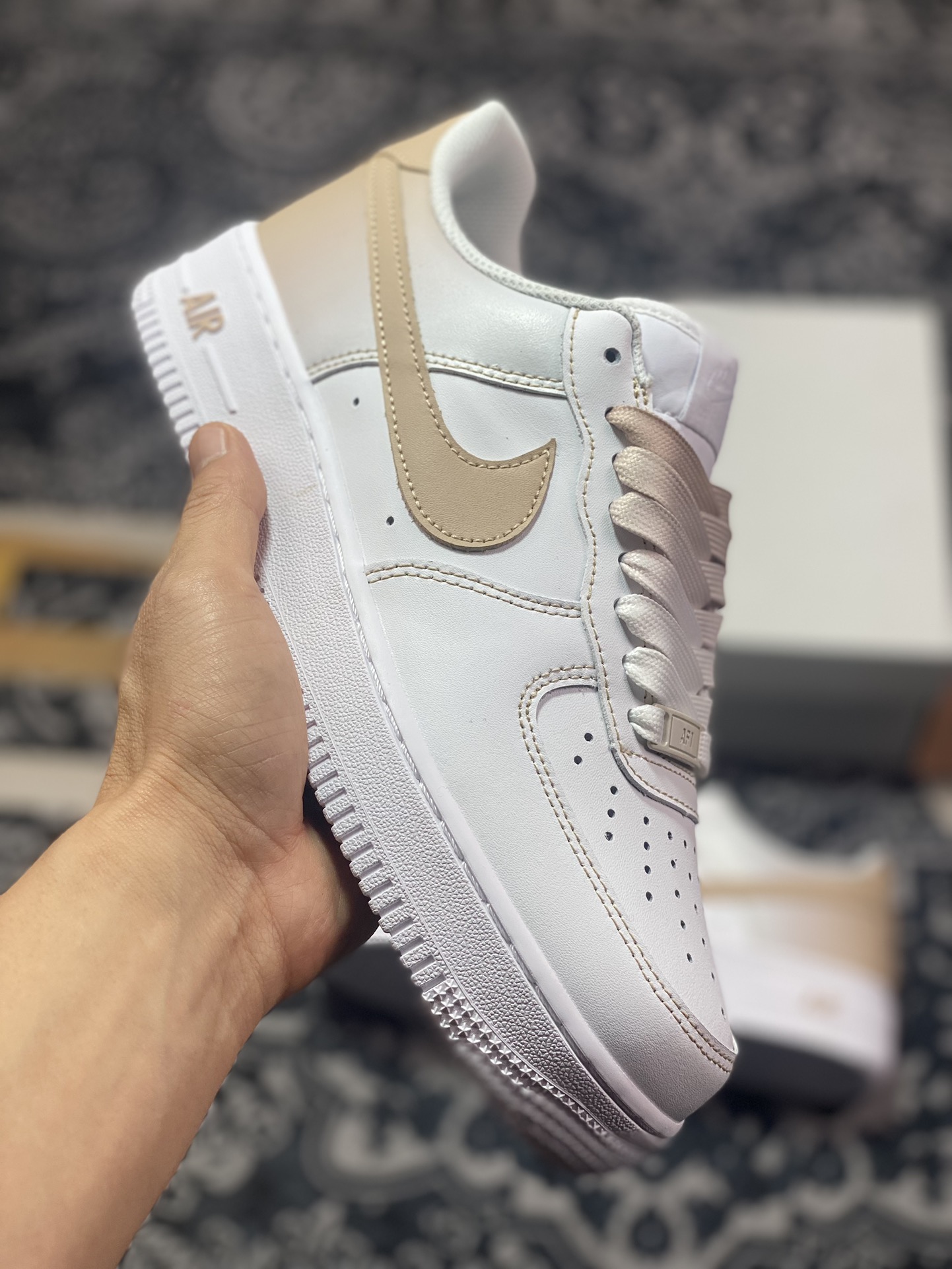 220 耐克Nike Air Force 1’07 Low”White/Sand”空军一号板鞋“皮革白沙黄渐变”FN0366-104