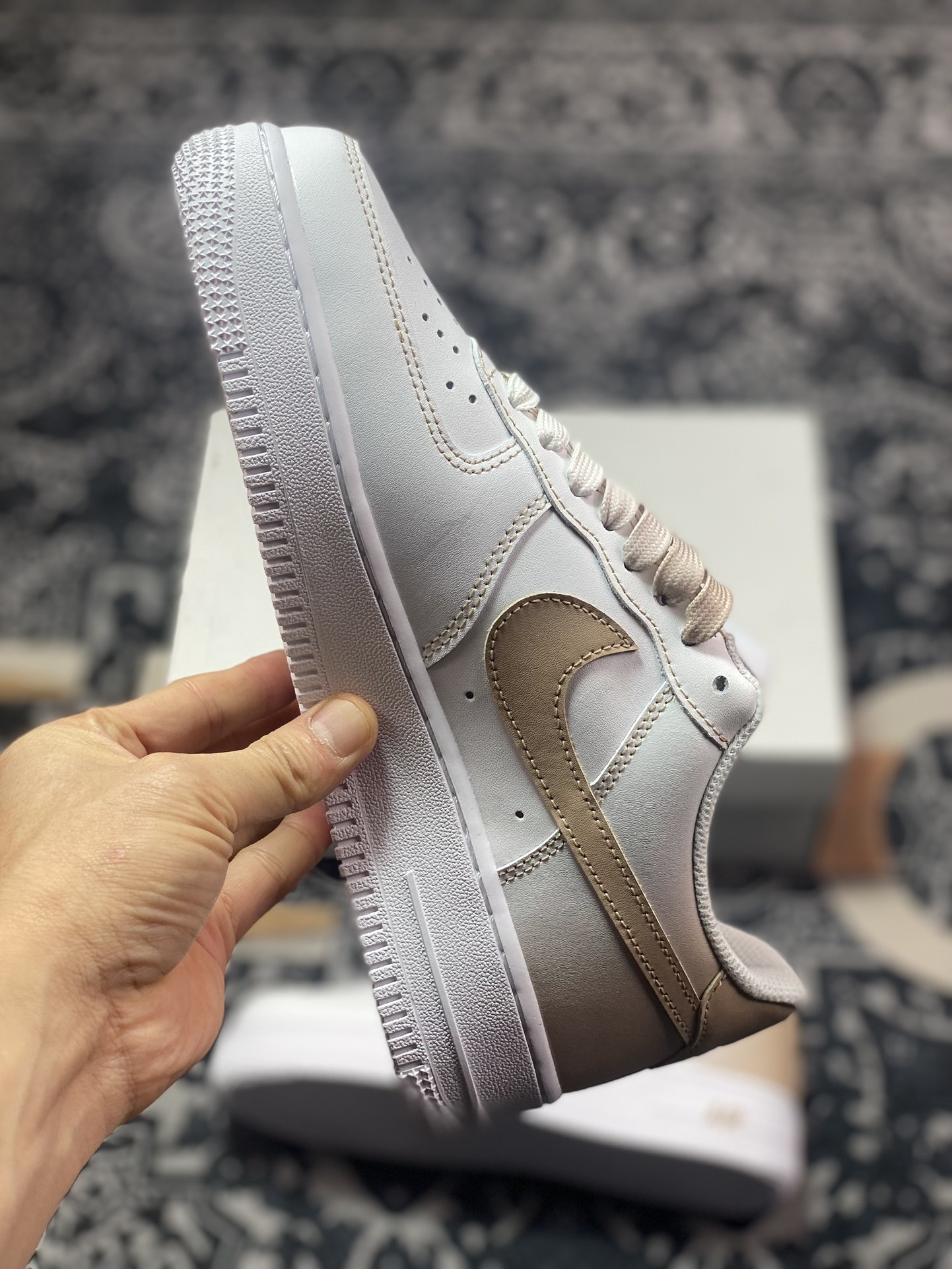 220 耐克Nike Air Force 1’07 Low"White/Sand"空军一号板鞋“皮革白沙黄渐变”FN0366-104