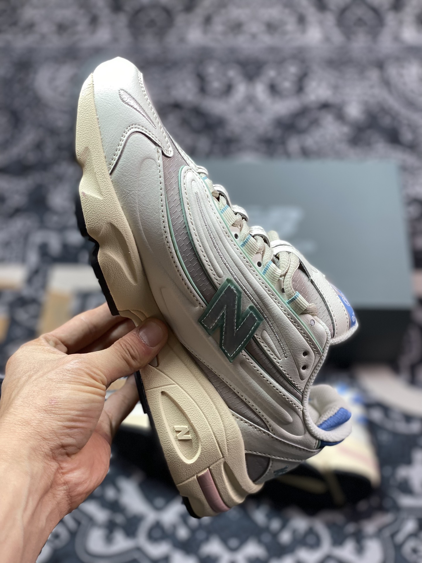 220 原装级别 New Balance 新百伦 M1000WA 复古休闲跑步鞋