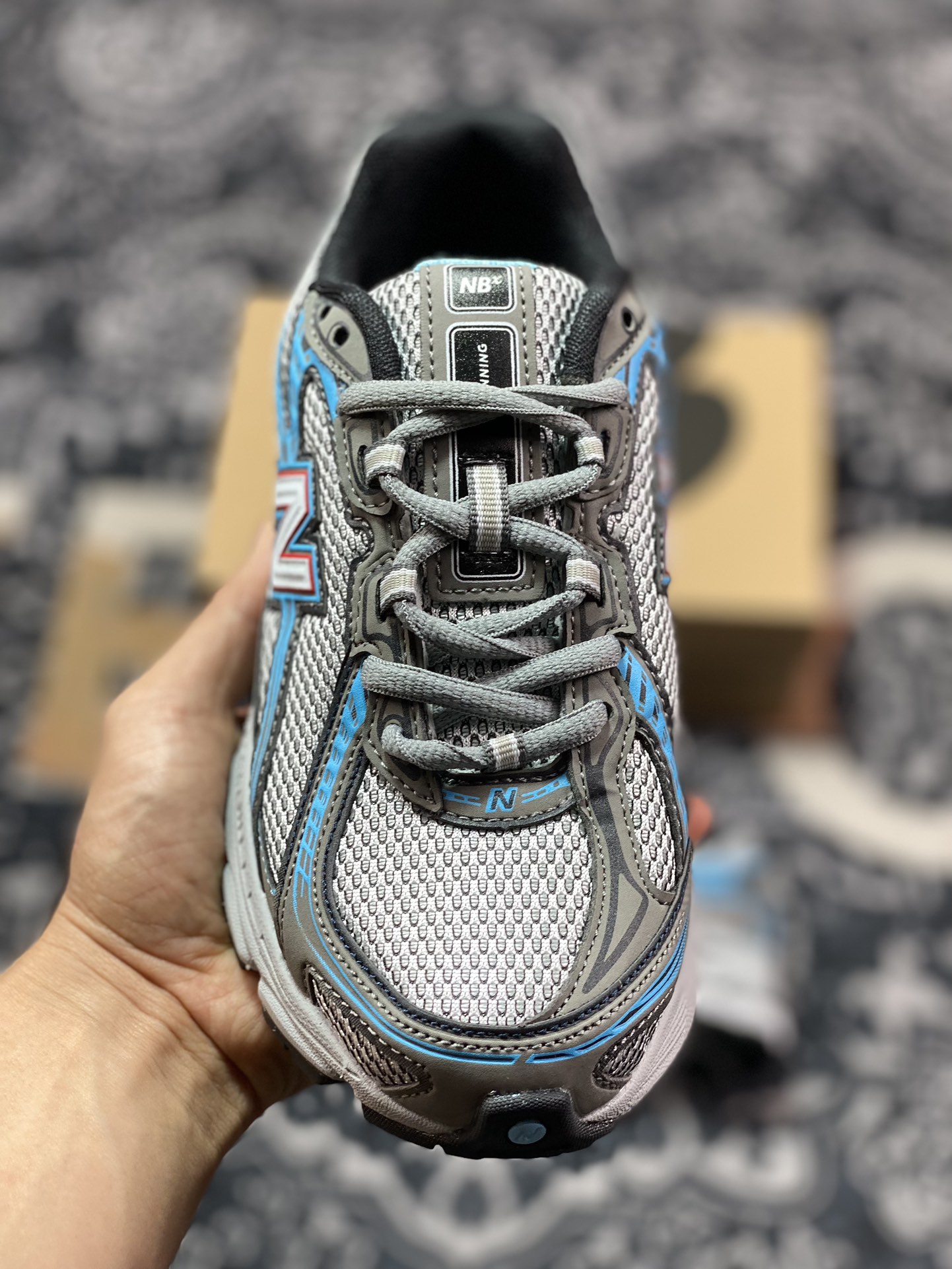 260 新百伦New Balance MR740系列低帮慢跑鞋“灰银碳粉蓝”WR740SC