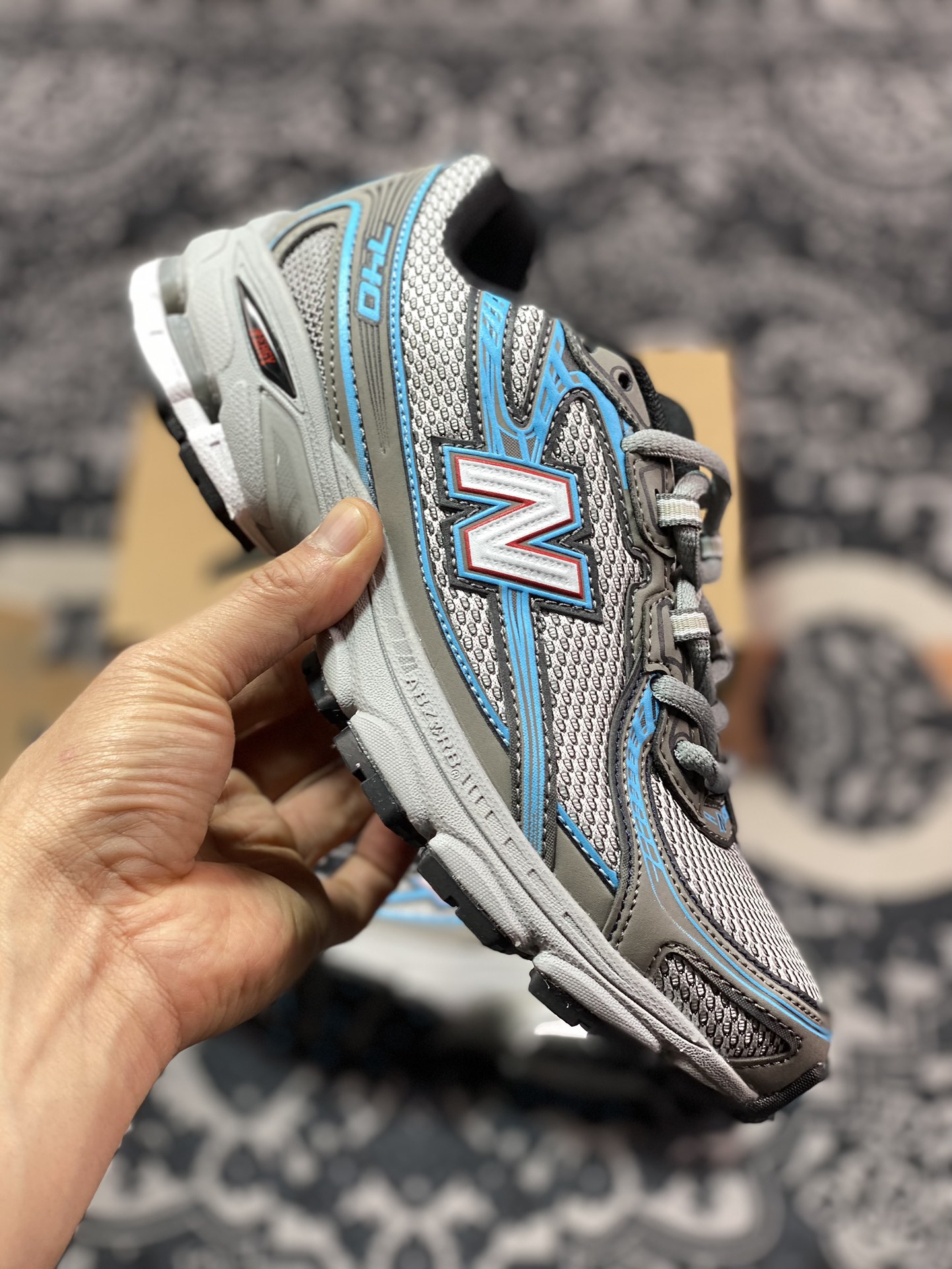 260 新百伦New Balance MR740系列低帮慢跑鞋“灰银碳粉蓝”WR740SC