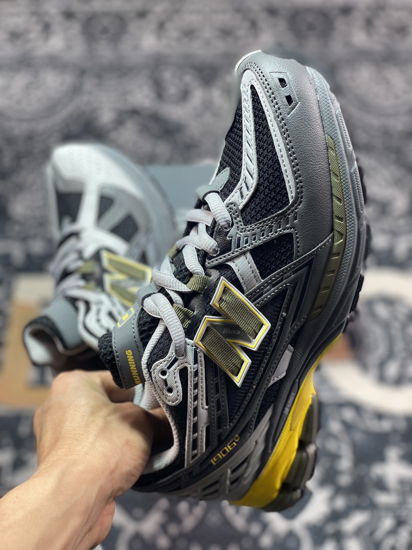 260 NB新百伦New Balance M1906U系列低帮复古老爹风休闲运动慢跑鞋“水泥深灰黑黄”M1906NA