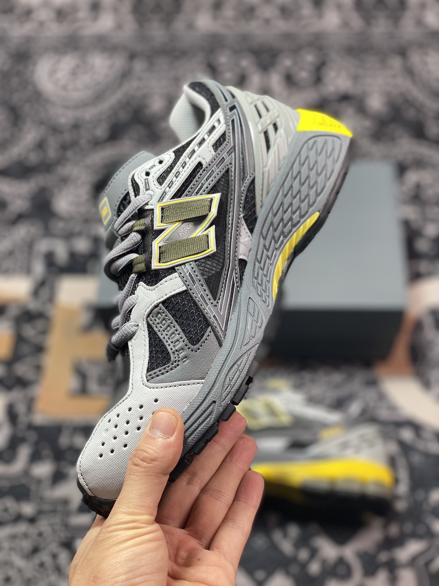 260 NB新百伦New Balance M1906U系列低帮复古老爹风休闲运动慢跑鞋“水泥深灰黑黄”M1906NA