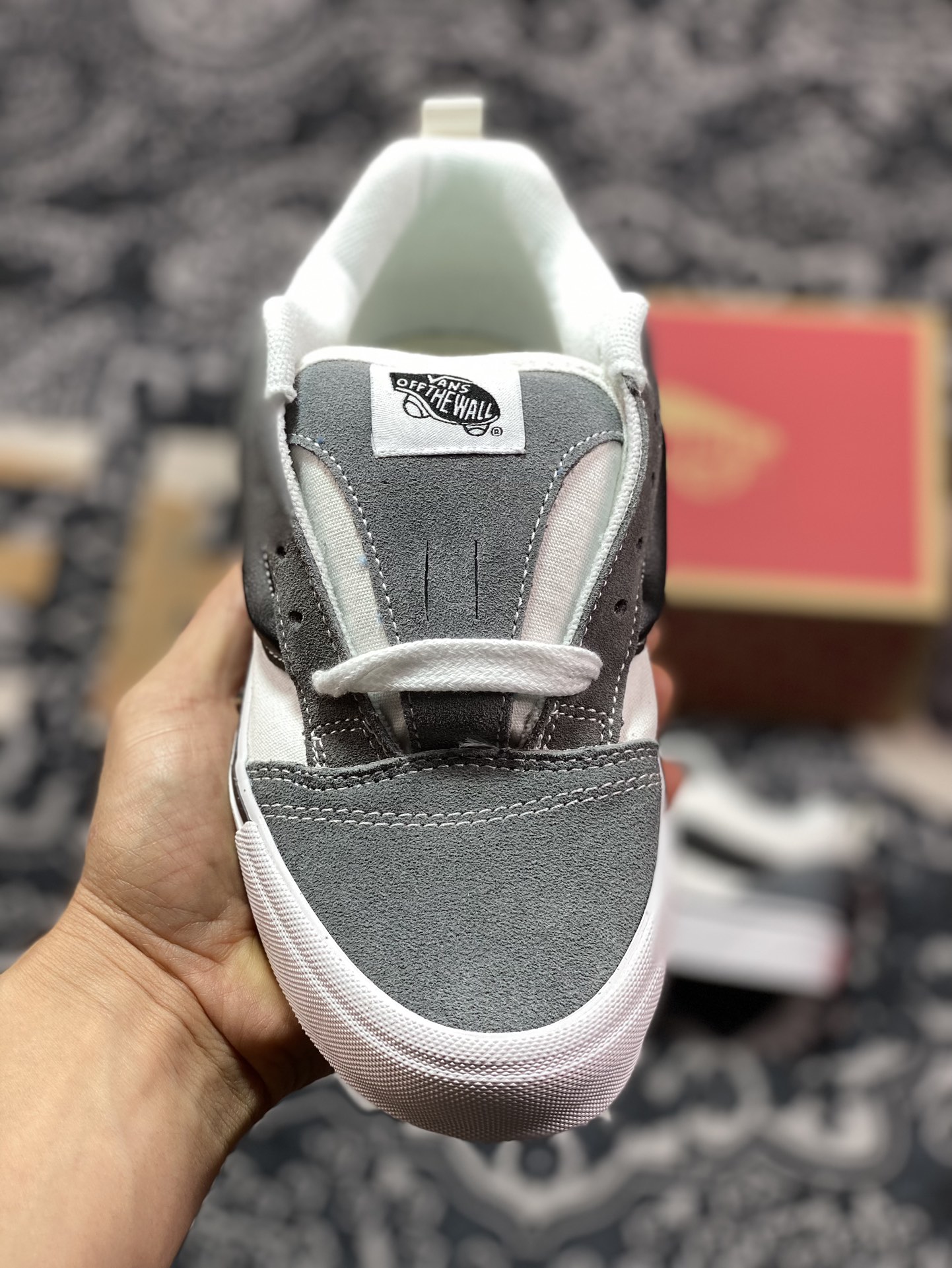 140 Vans Classics Knu Skool 灰白拼接 厚鞋舌面包鞋