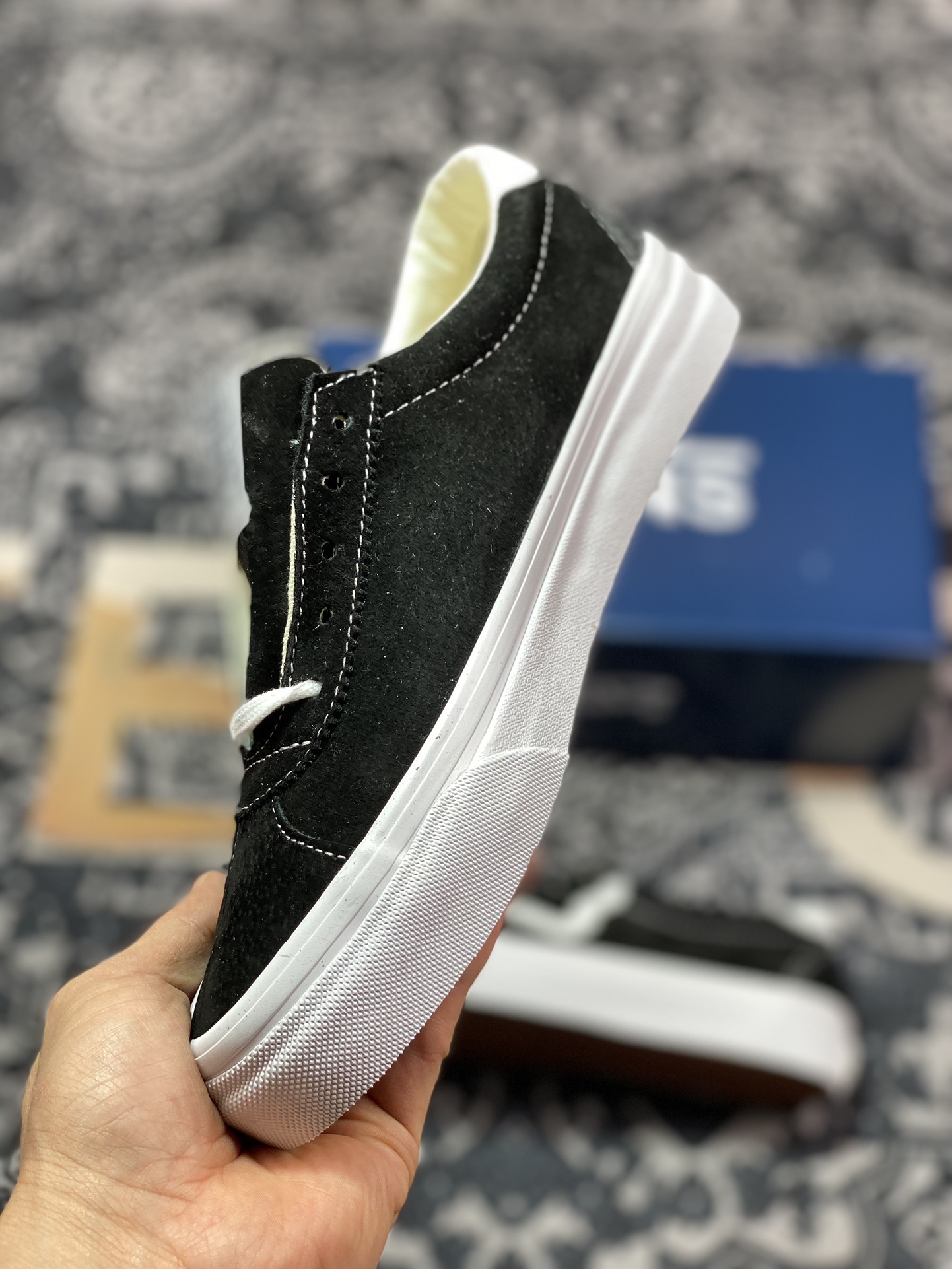 160 Vans T字头德训鞋来了 Vans范斯 Premium 高阶支线Sport 73 经典黑白麂皮男女款情侣板鞋休闲帆布鞋  VN000CR1BA2